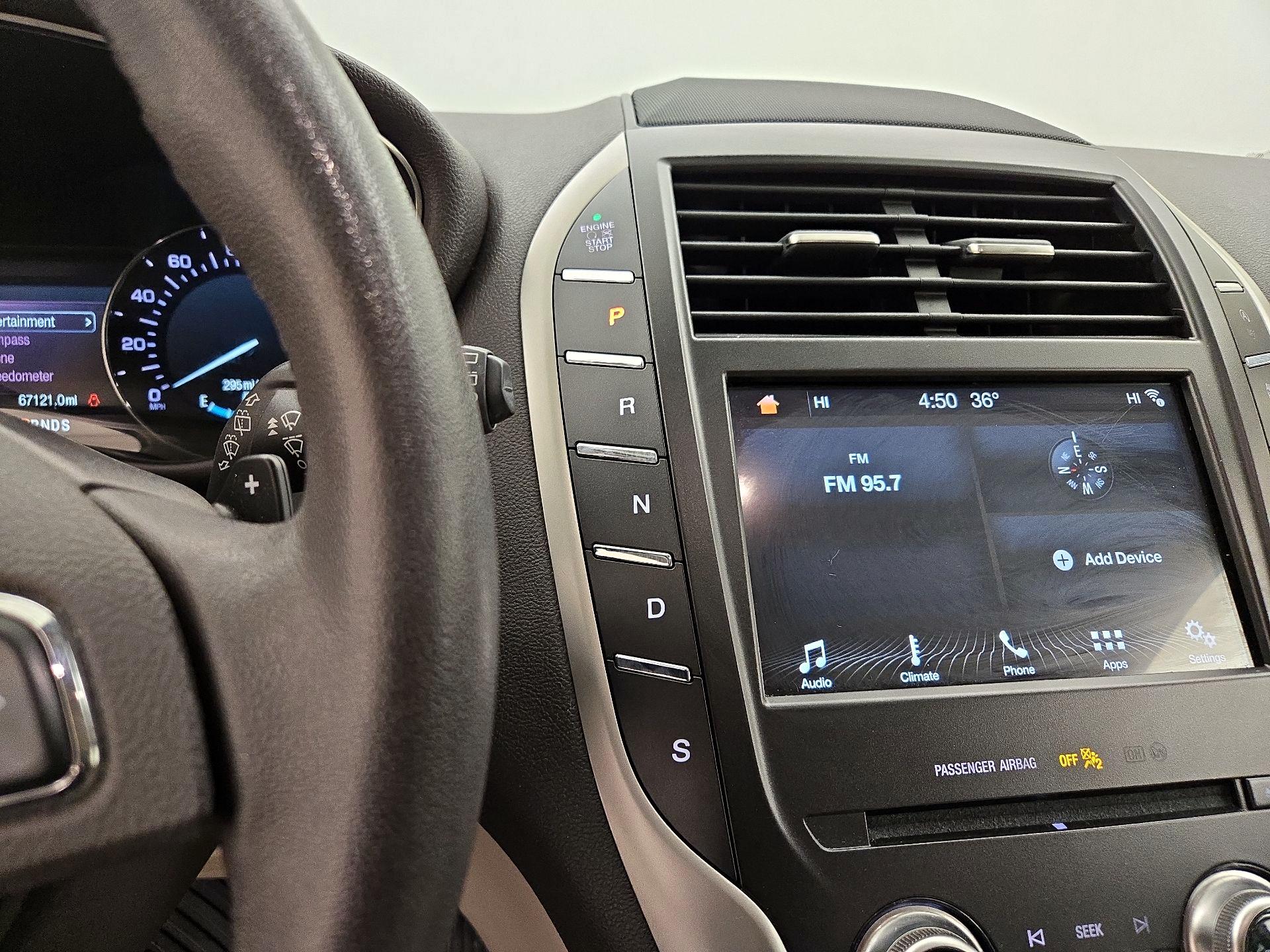 Thumbnail: 2019 Lincoln MKC - 17