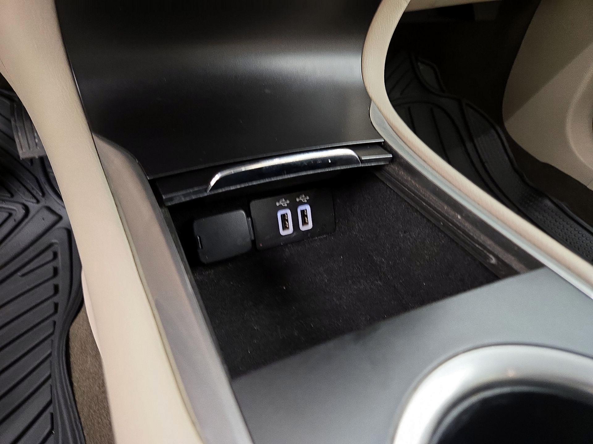 Thumbnail: 2019 Lincoln MKC - 18