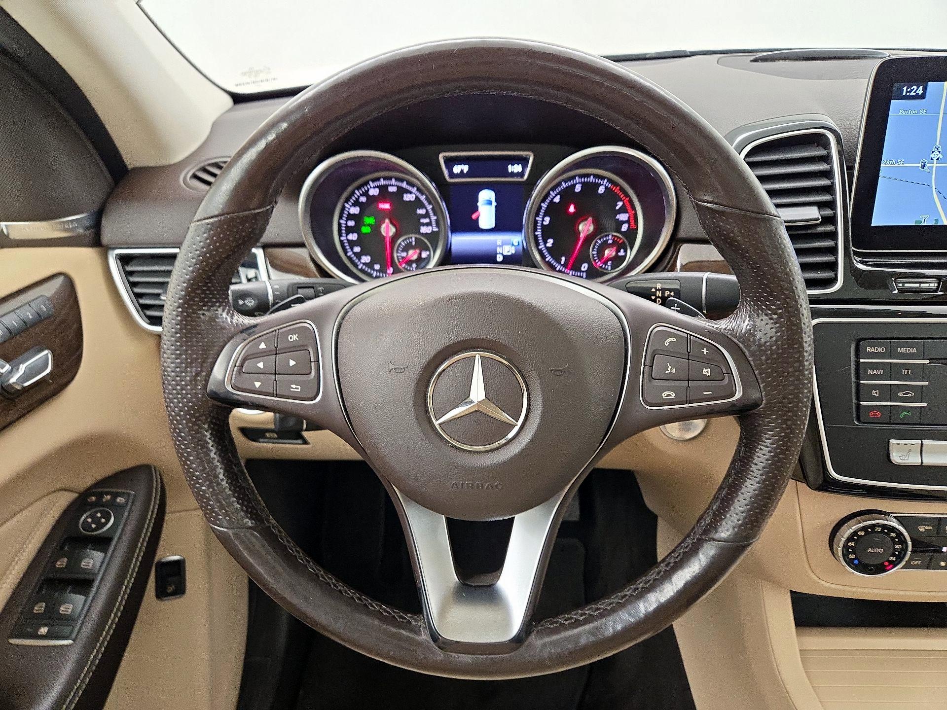 Thumbnail: 2018 Mercedes-Benz GLE - 10