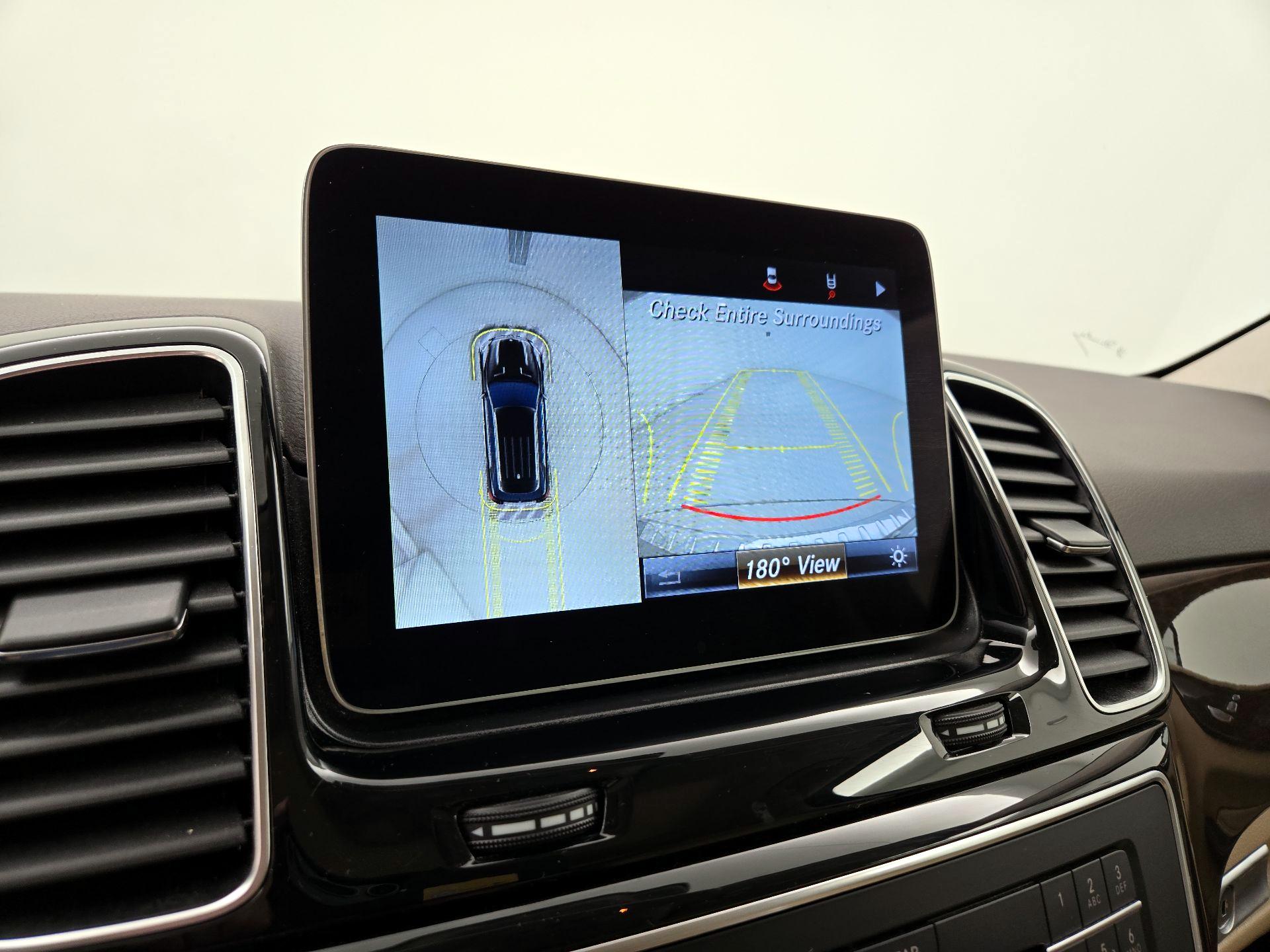 Thumbnail: 2018 Mercedes-Benz GLE - 15