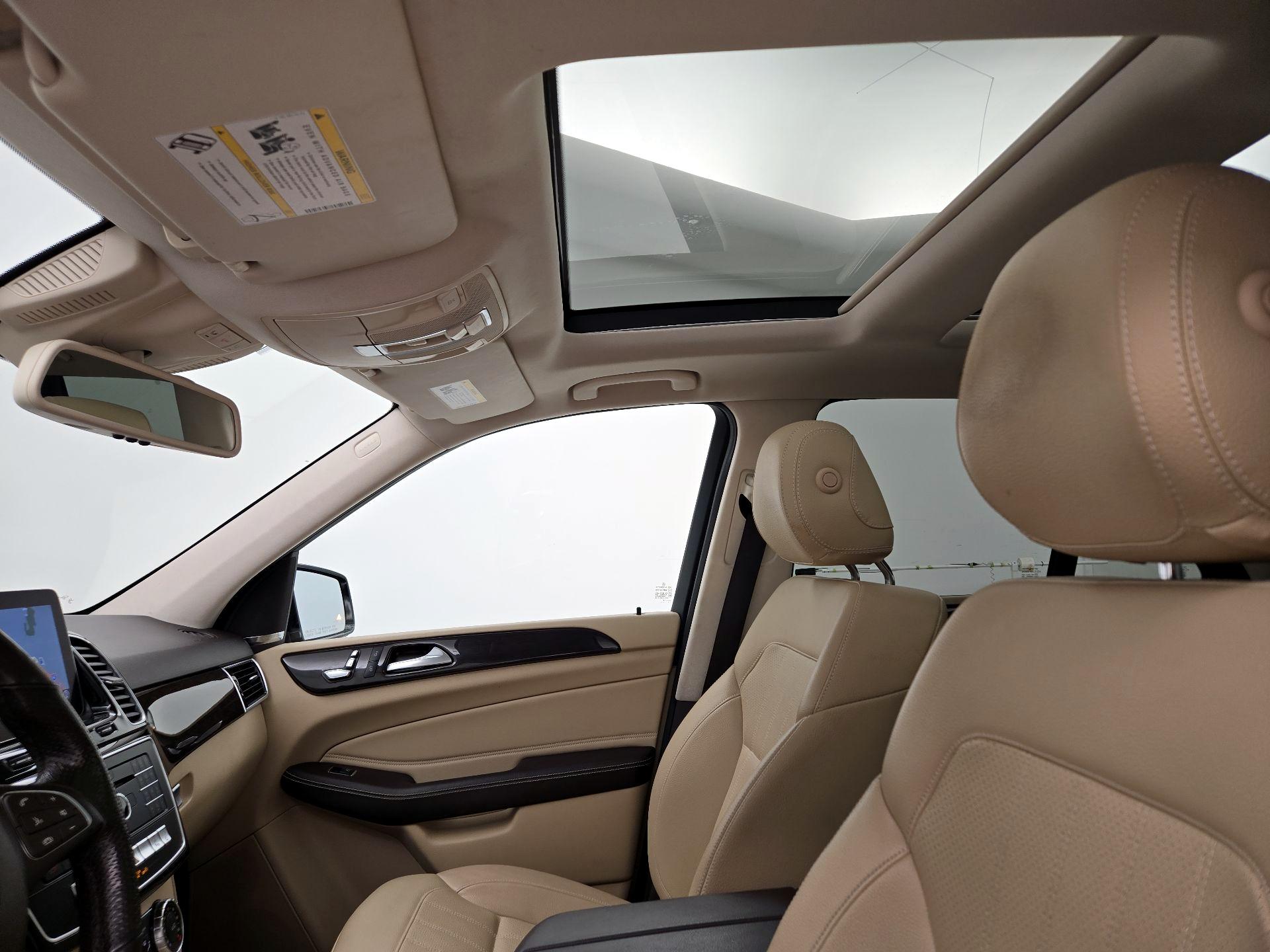 Thumbnail: 2018 Mercedes-Benz GLE - 20