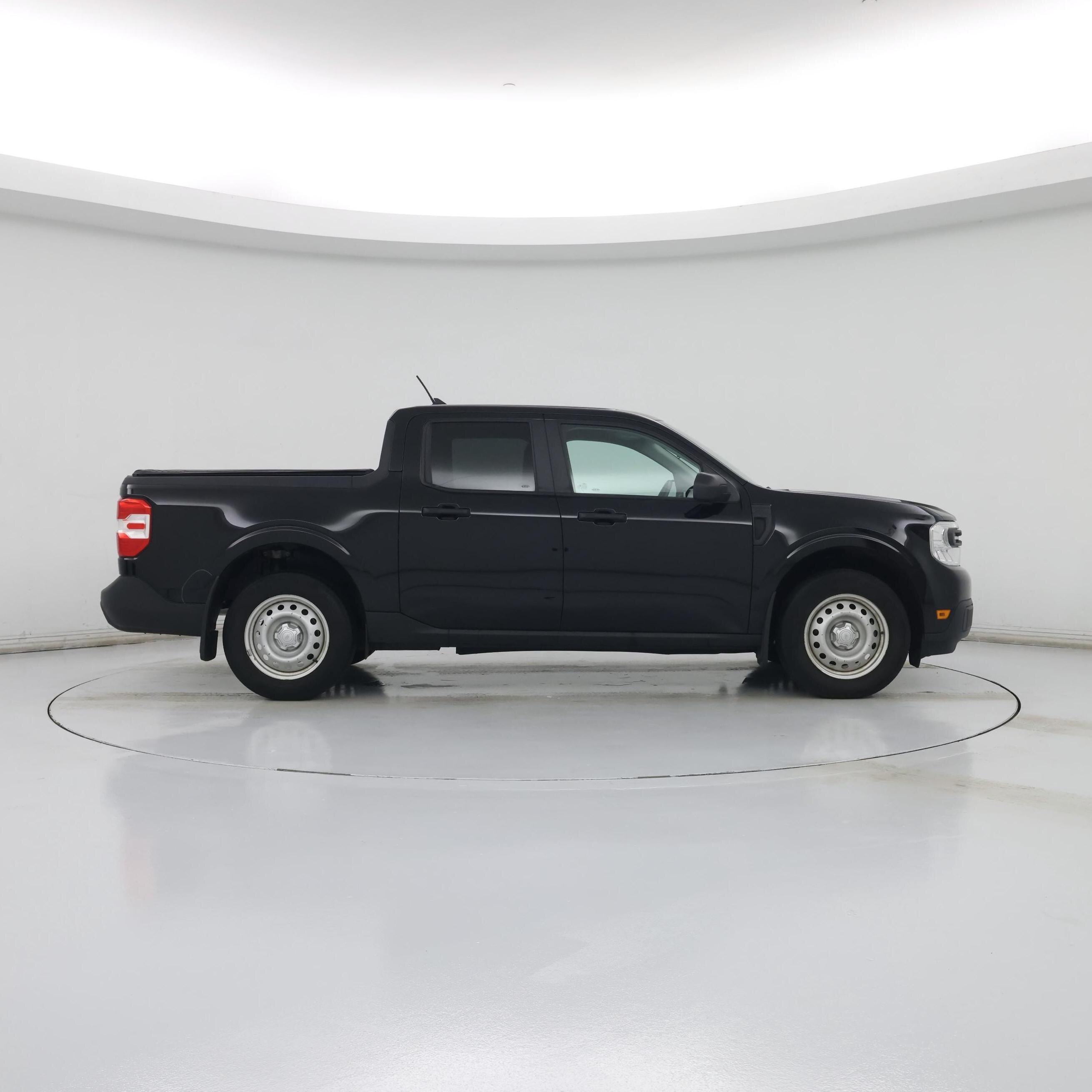 Thumbnail: 2022 Ford Maverick - 7