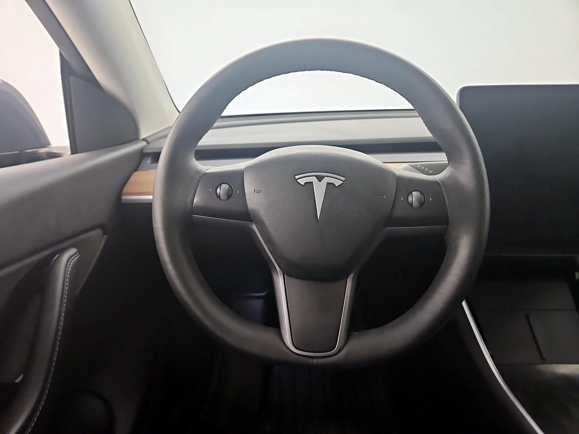 Thumbnail: 2021 Tesla Model Y - 10