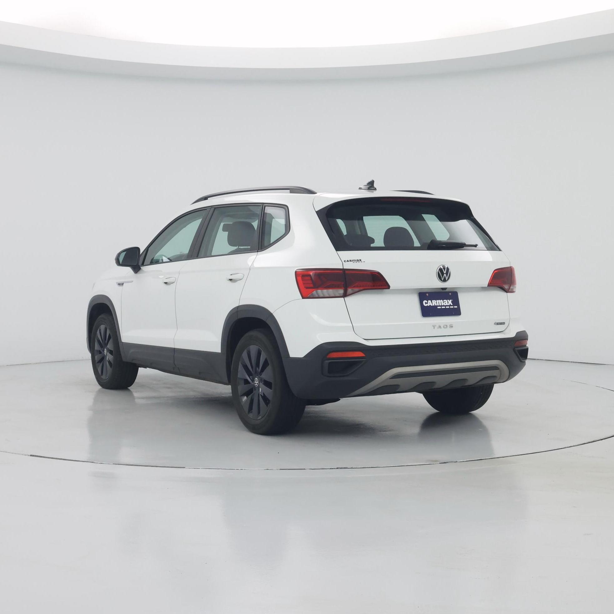 Thumbnail: 2022 Volkswagen Taos - 2