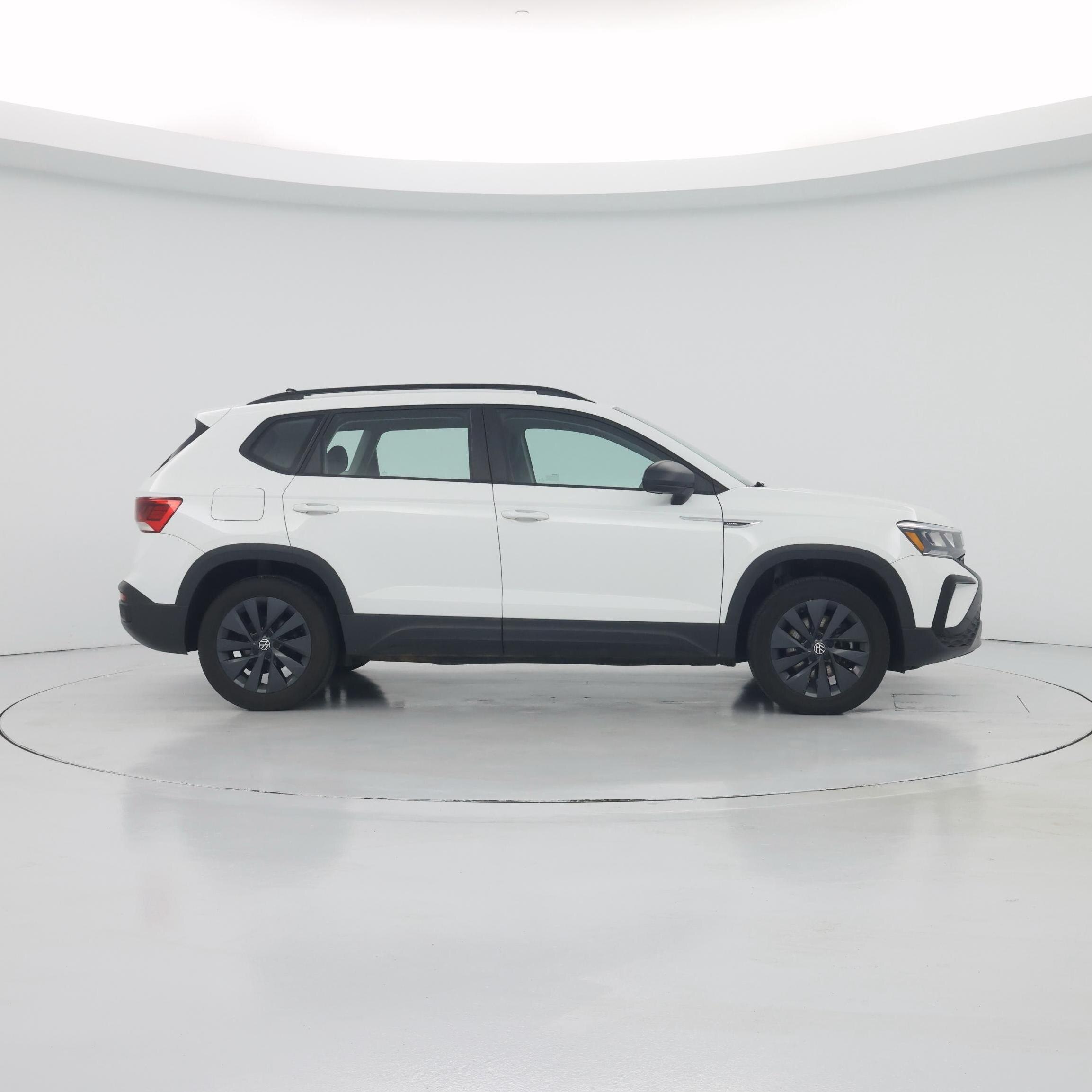 Thumbnail: 2022 Volkswagen Taos - 7