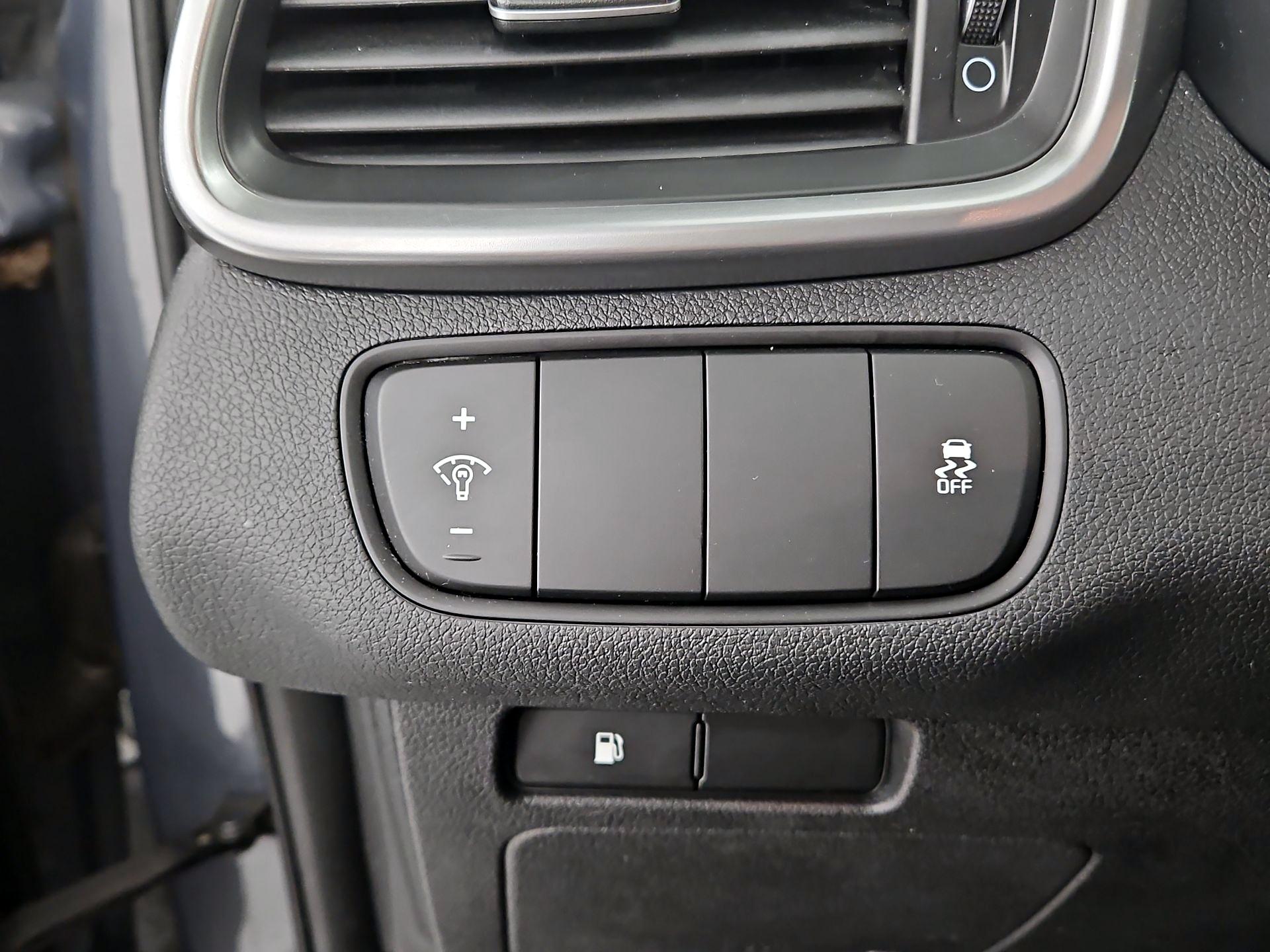 Thumbnail: 2020 Kia Sorento - 13