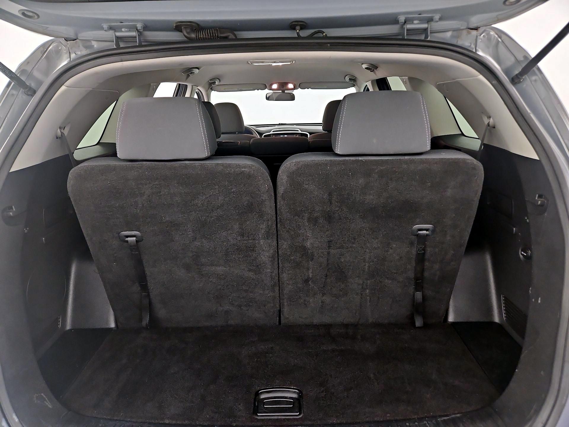 Thumbnail: 2020 Kia Sorento - 20