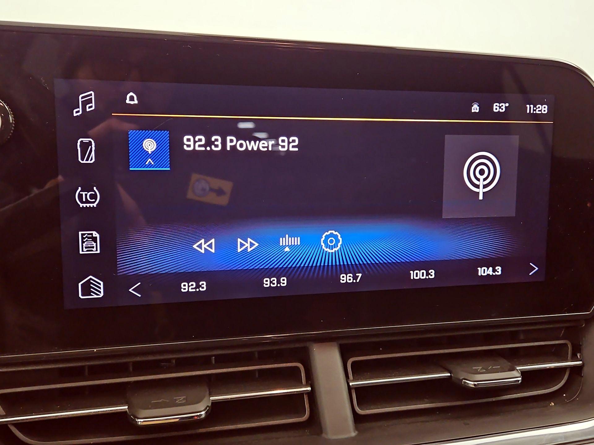 Thumbnail: 2024 Chevrolet Trax - 15