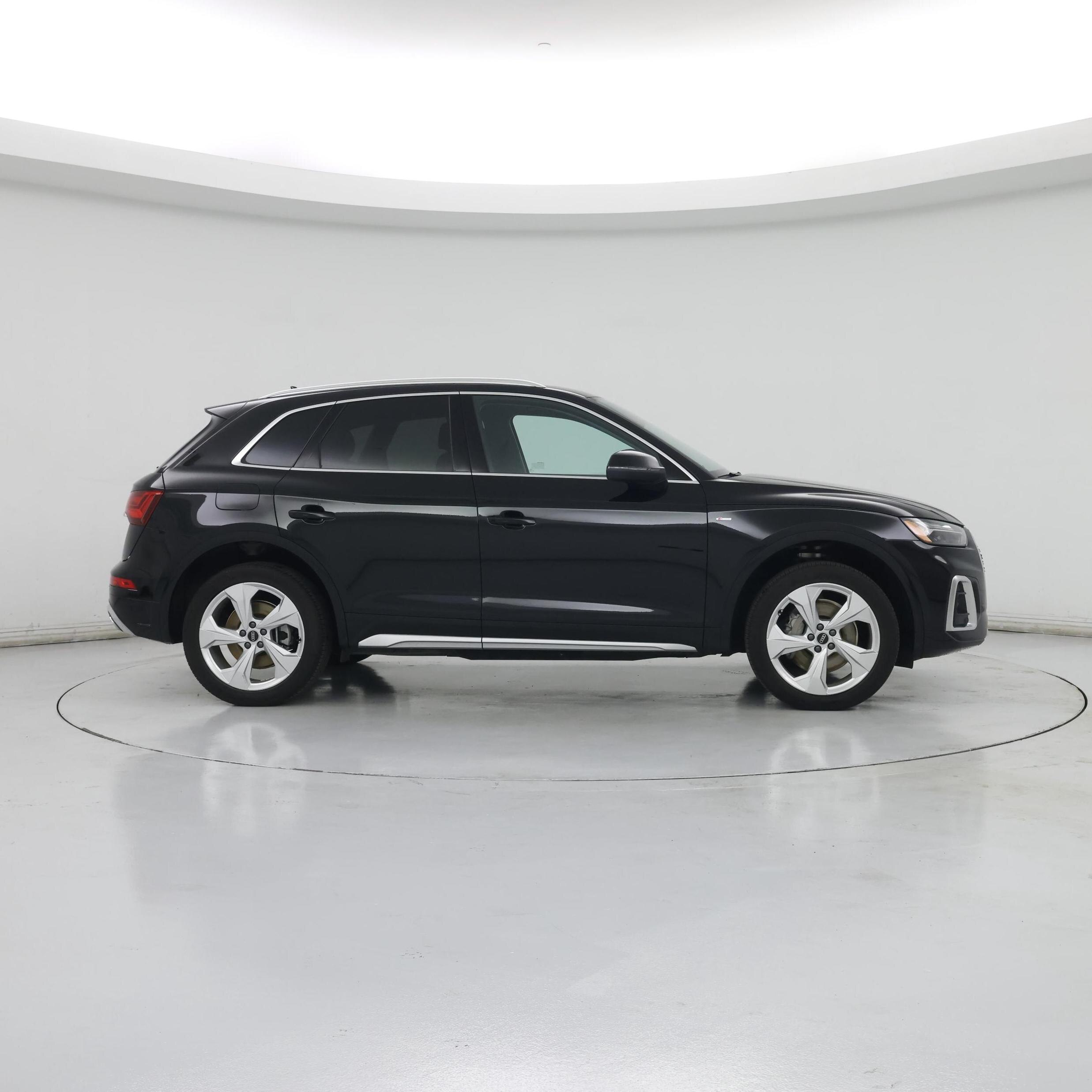 Thumbnail: 2022 Audi Q5 - 7