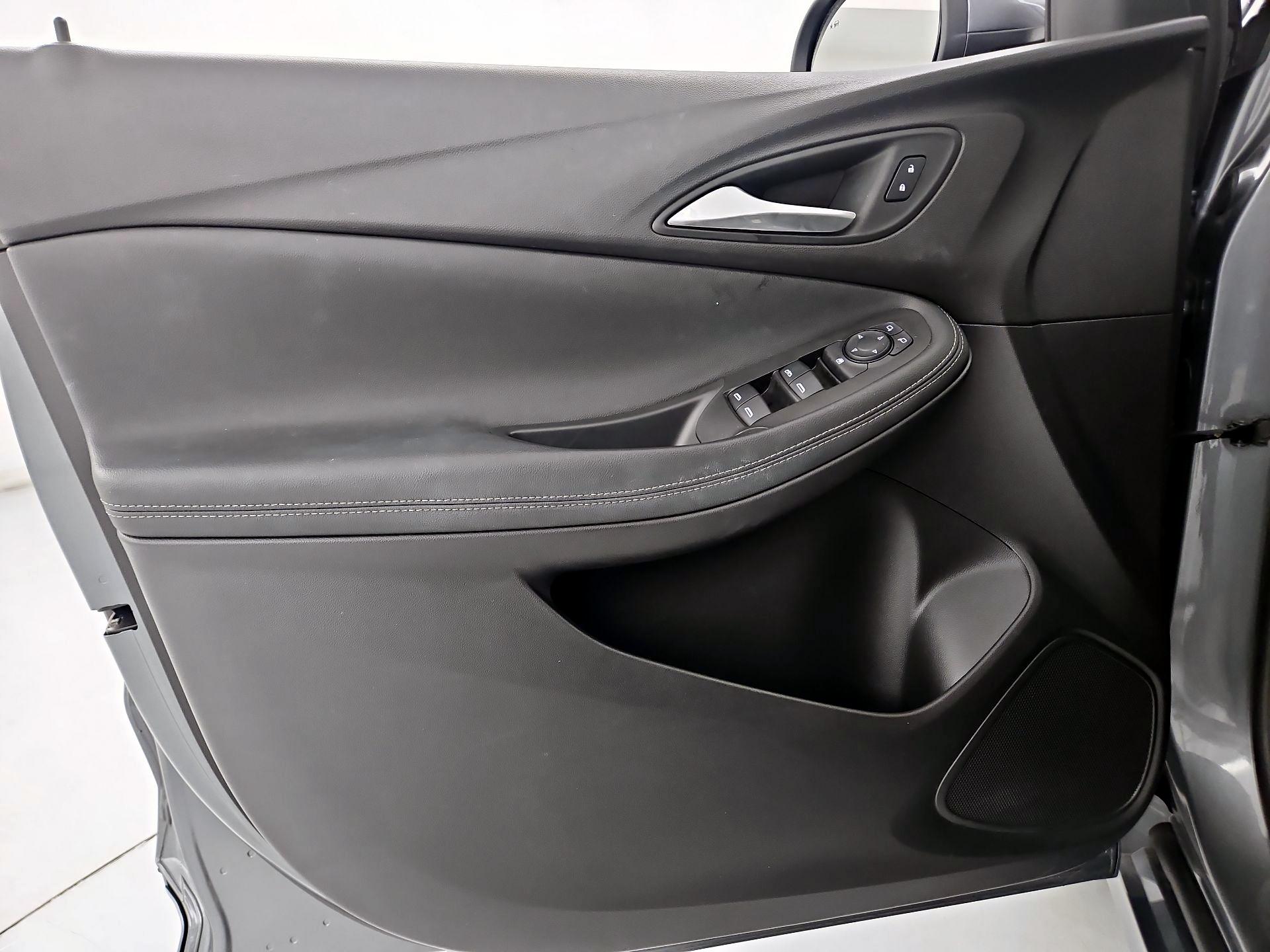 Thumbnail: 2020 Buick Encore GX - 12