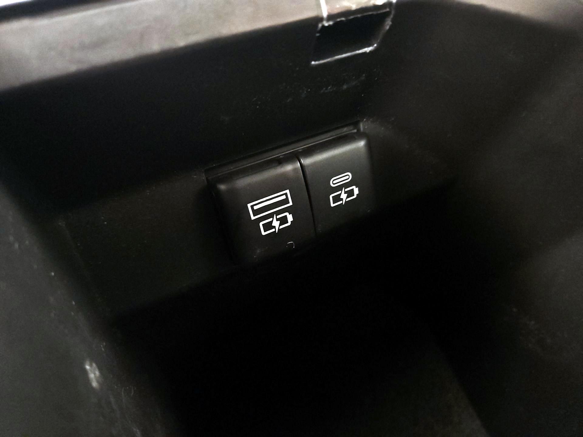 Thumbnail: 2024 Toyota Camry - 18