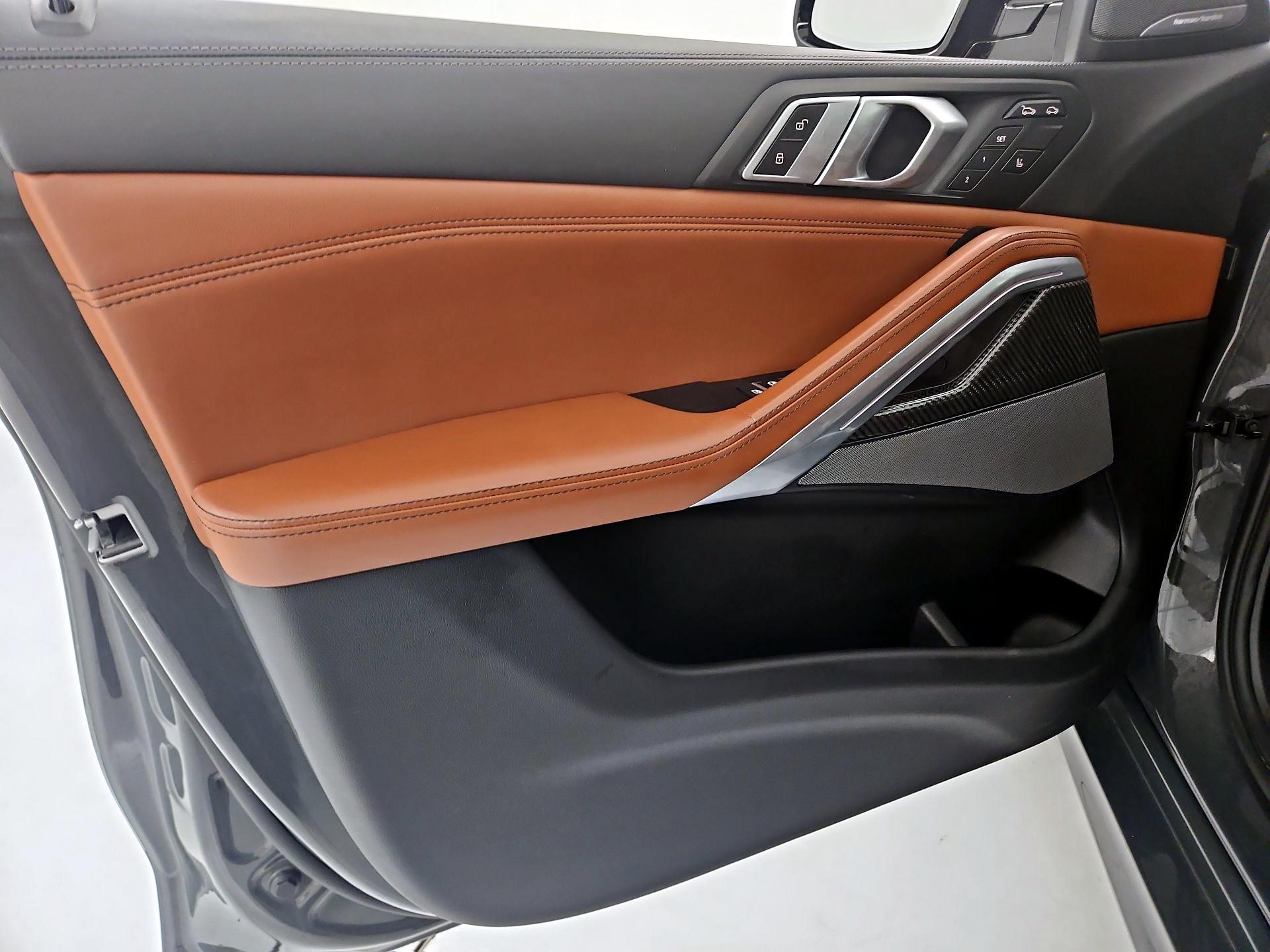 Thumbnail: 2023 BMW X6 - 12