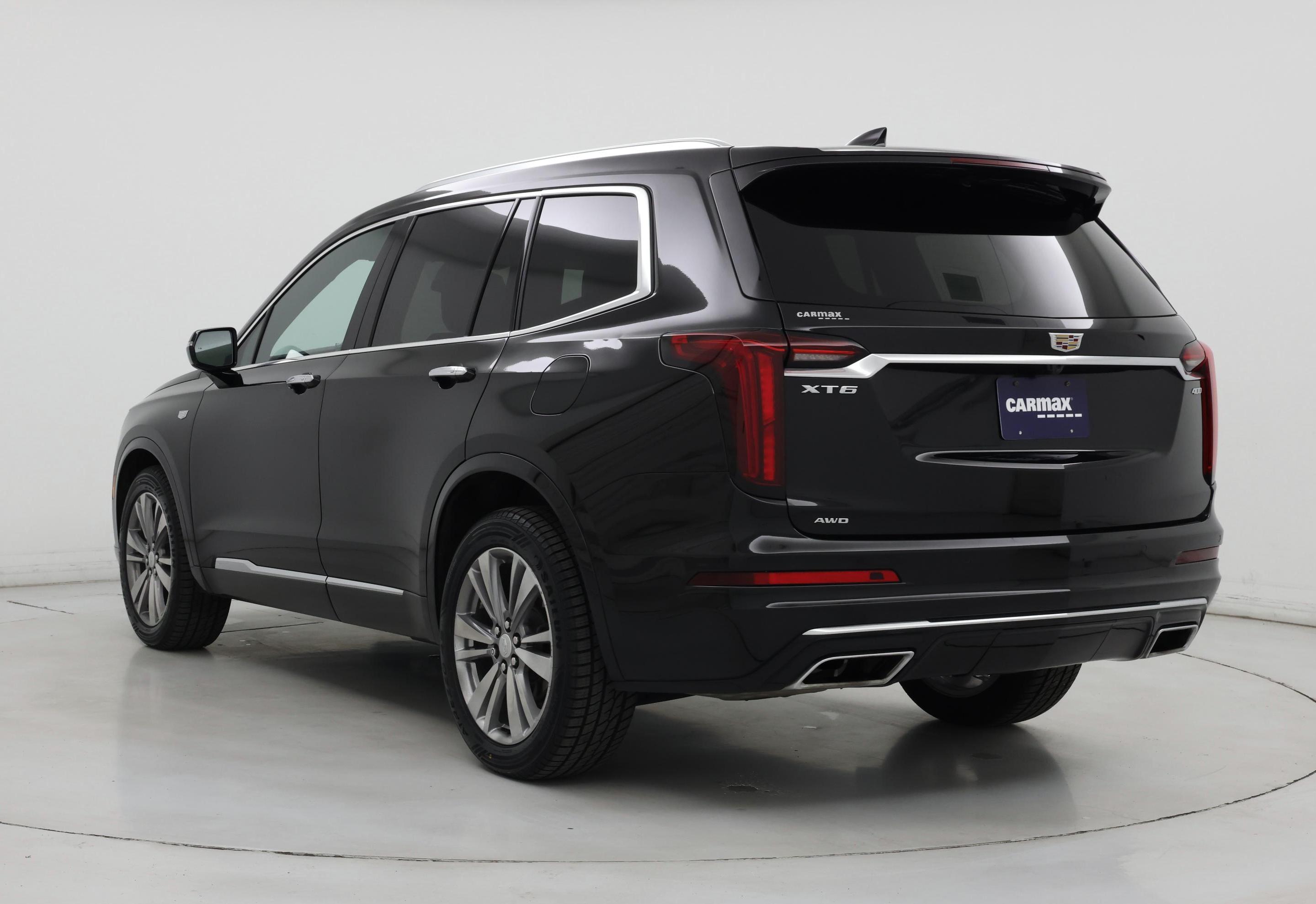 Thumbnail: 2022 Cadillac XT6 - 2