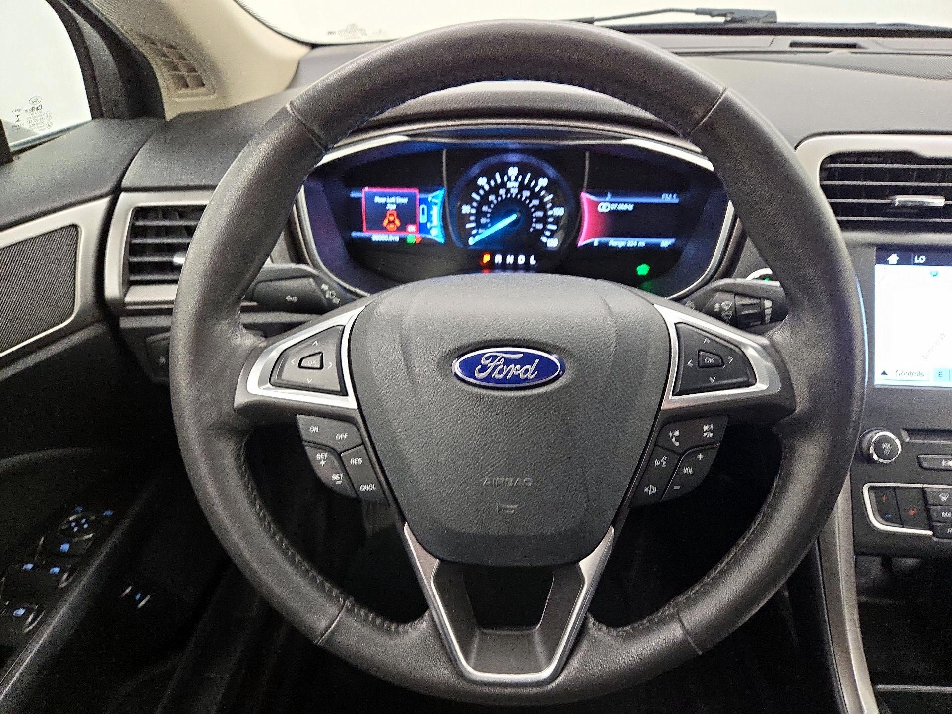 Thumbnail: 2017 Ford Fusion - 10