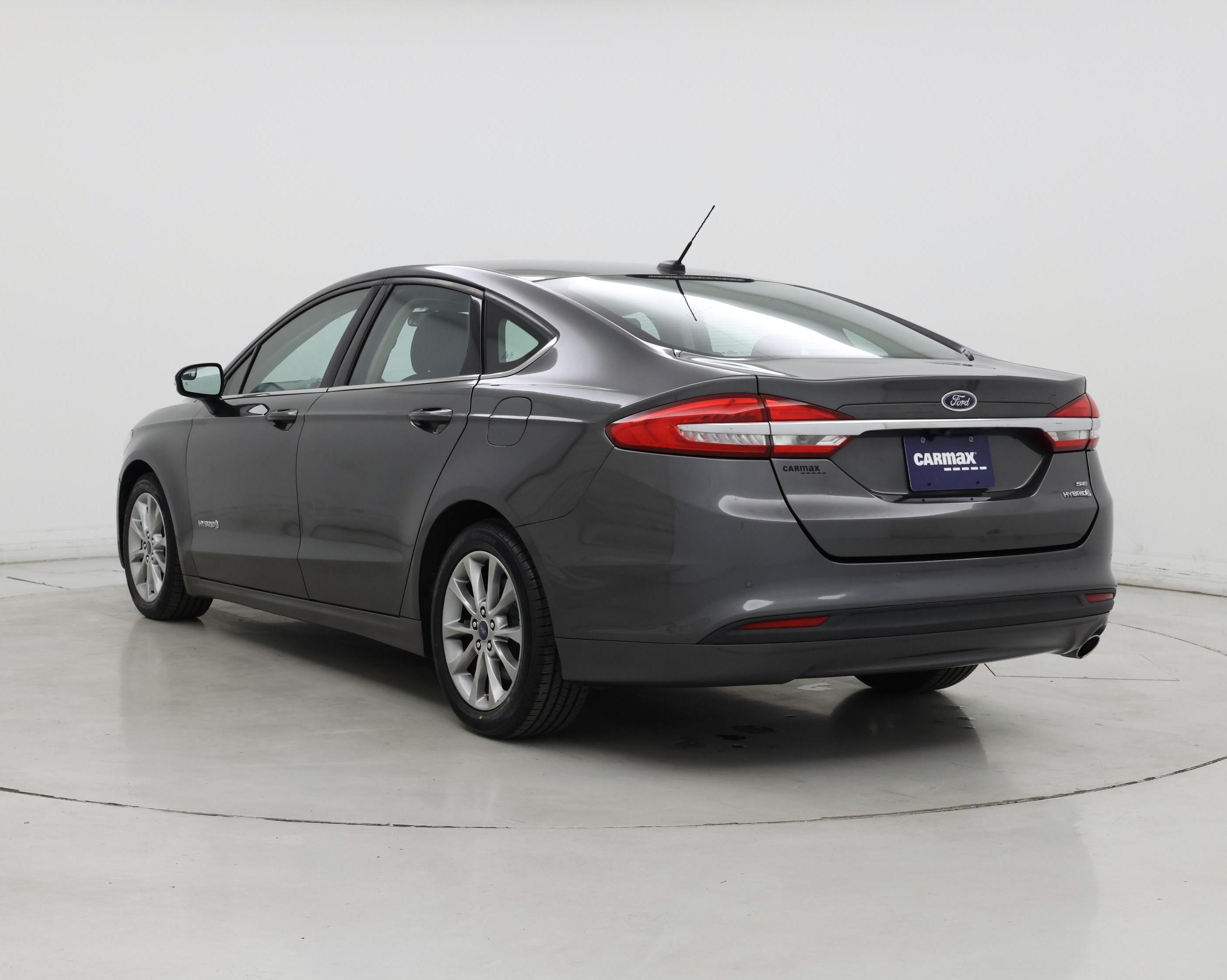 Thumbnail: 2017 Ford Fusion - 2