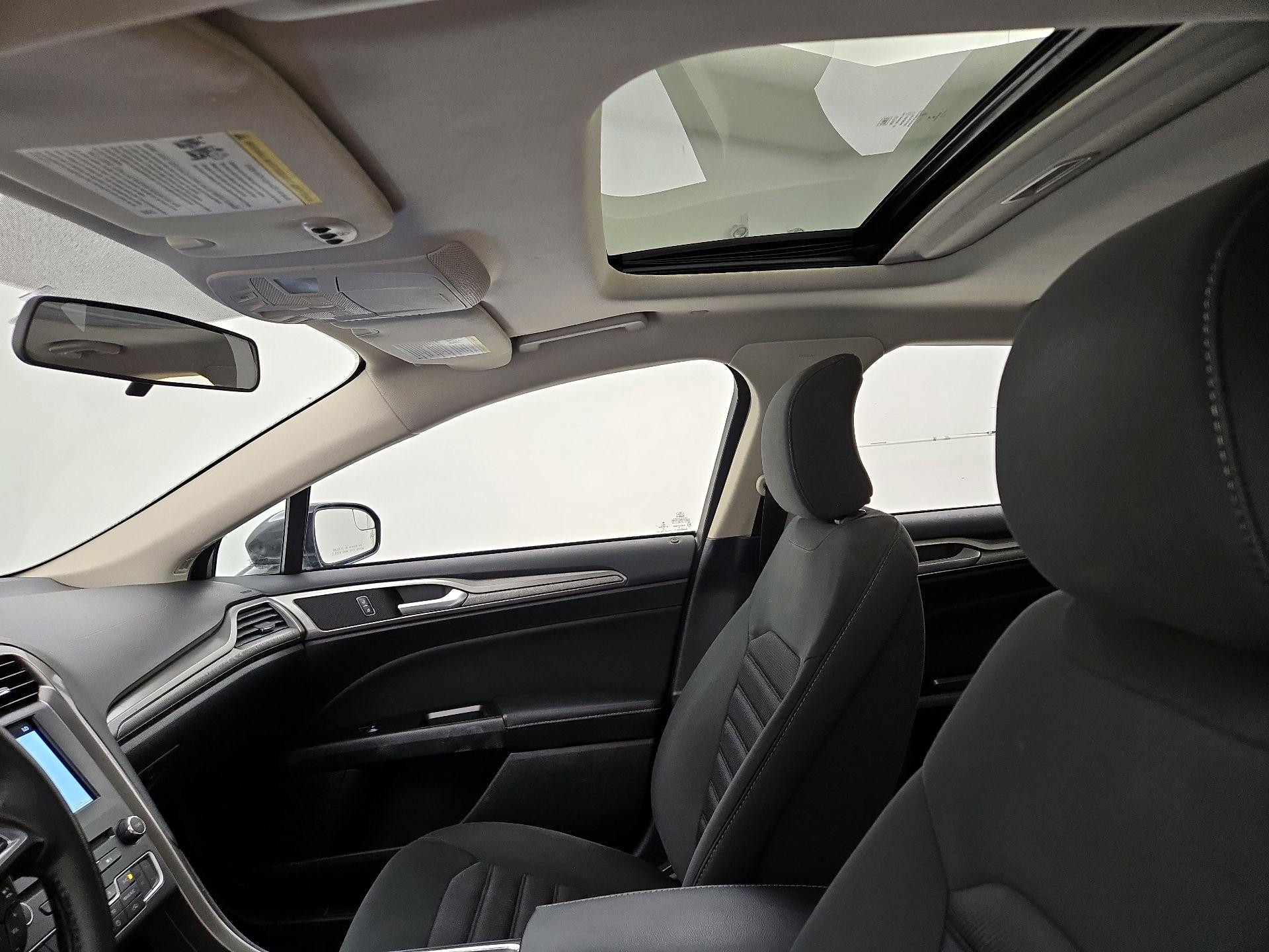 Thumbnail: 2017 Ford Fusion - 20