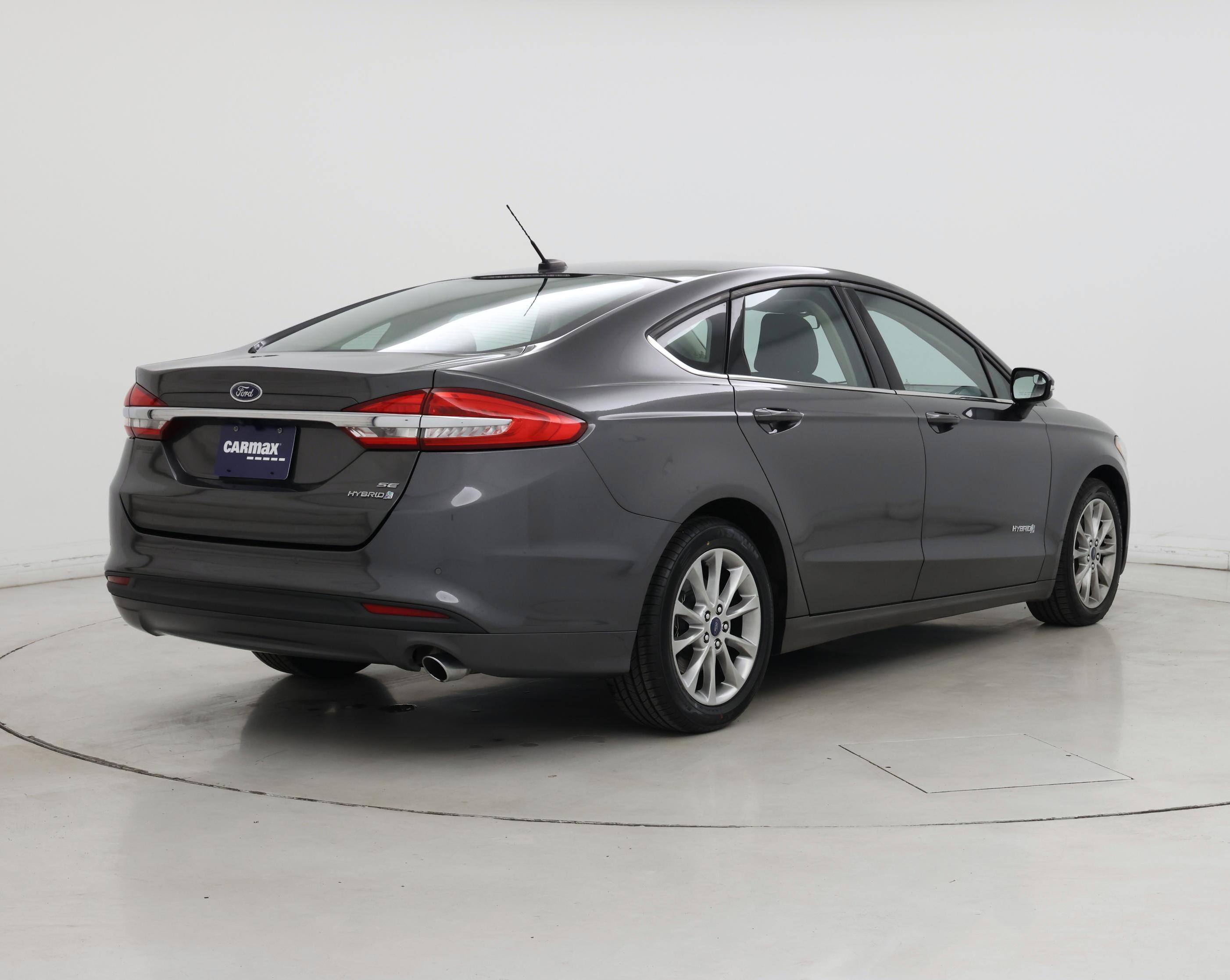 Thumbnail: 2017 Ford Fusion - 8