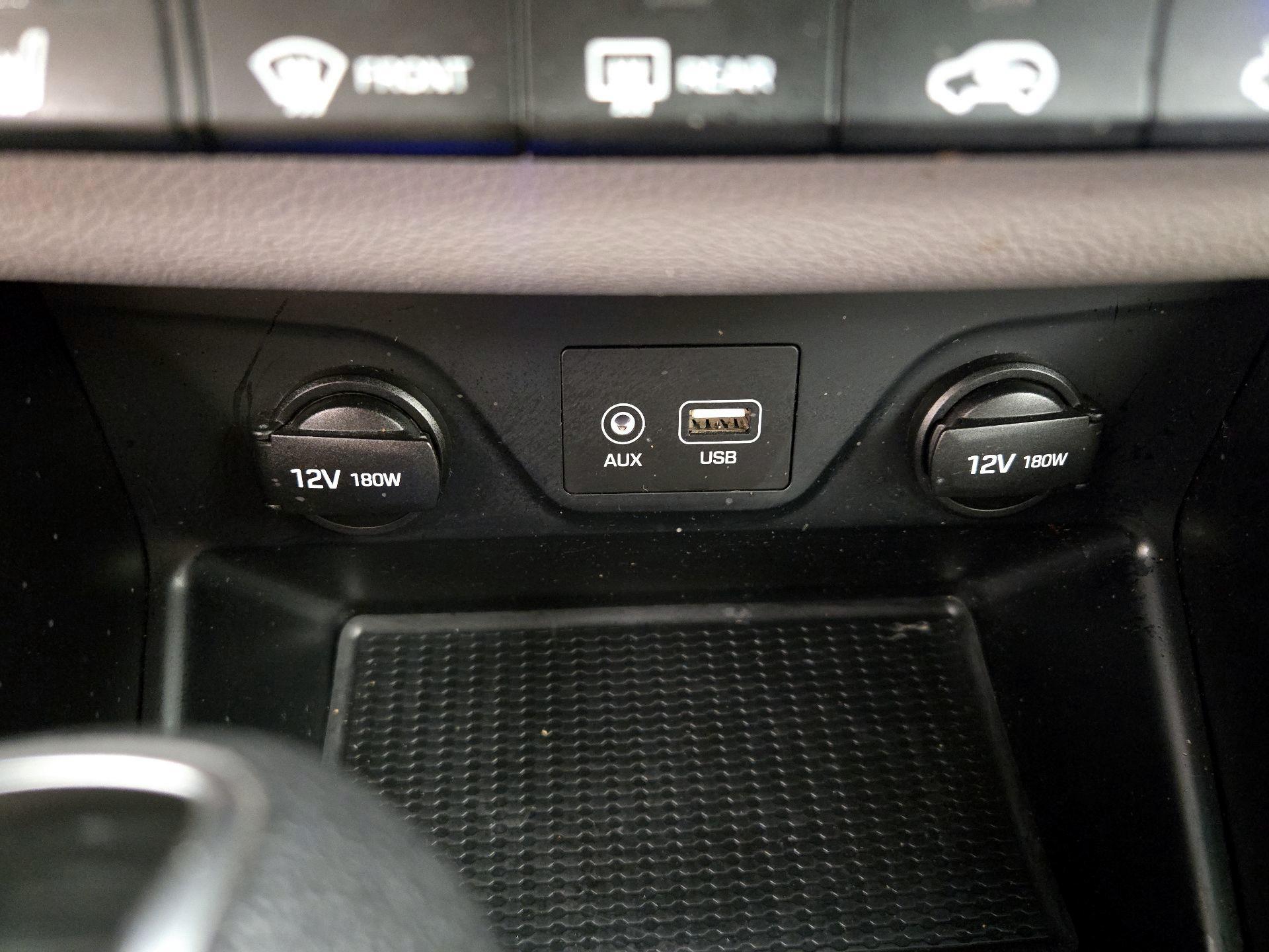 Thumbnail: 2020 Hyundai Tucson - 18