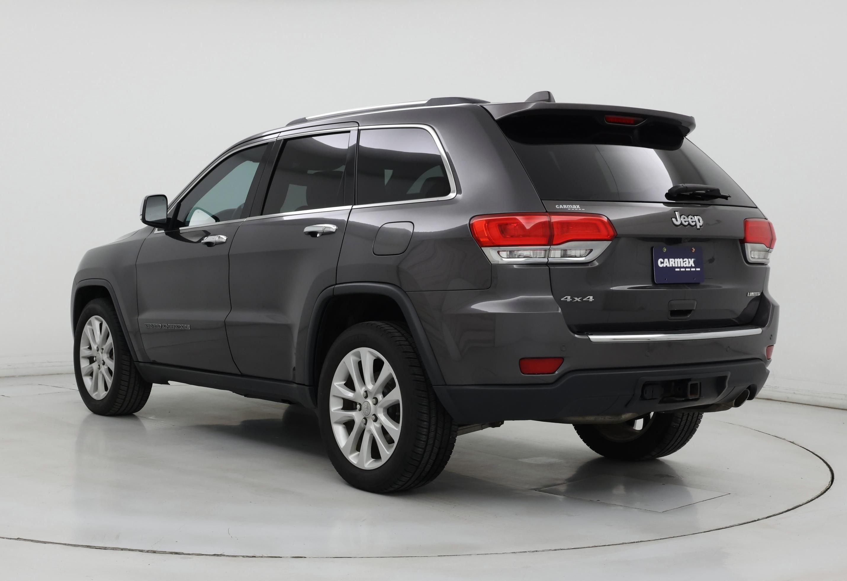 Thumbnail: 2017 Jeep Grand Cherokee - 2