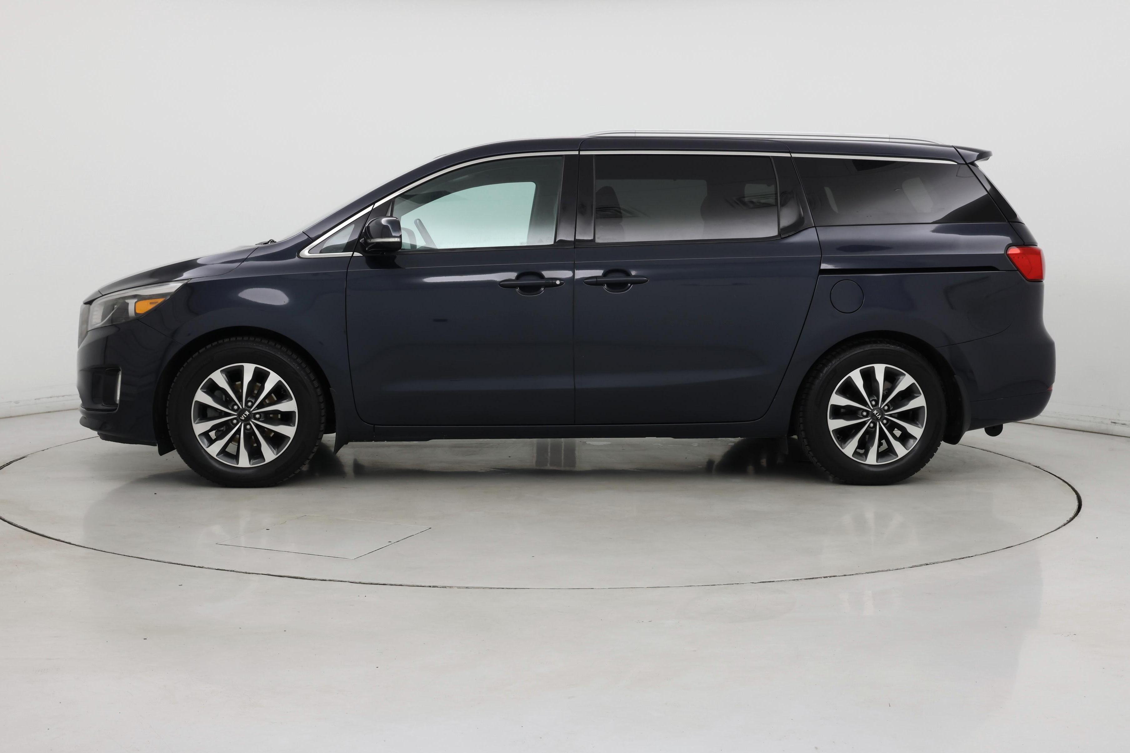 Thumbnail: 2015 Kia Sedona - 3