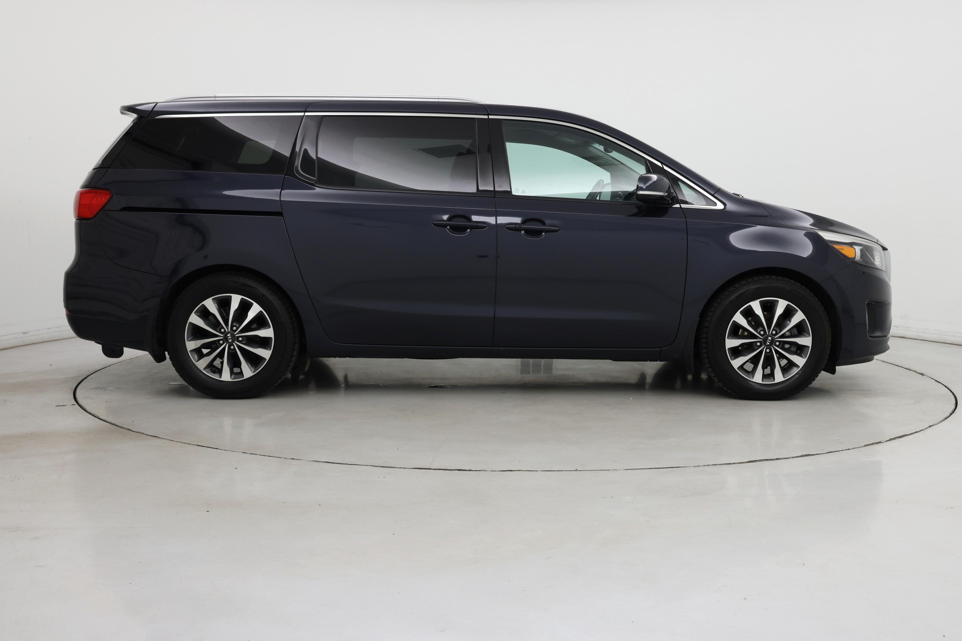 Thumbnail: 2015 Kia Sedona - 7