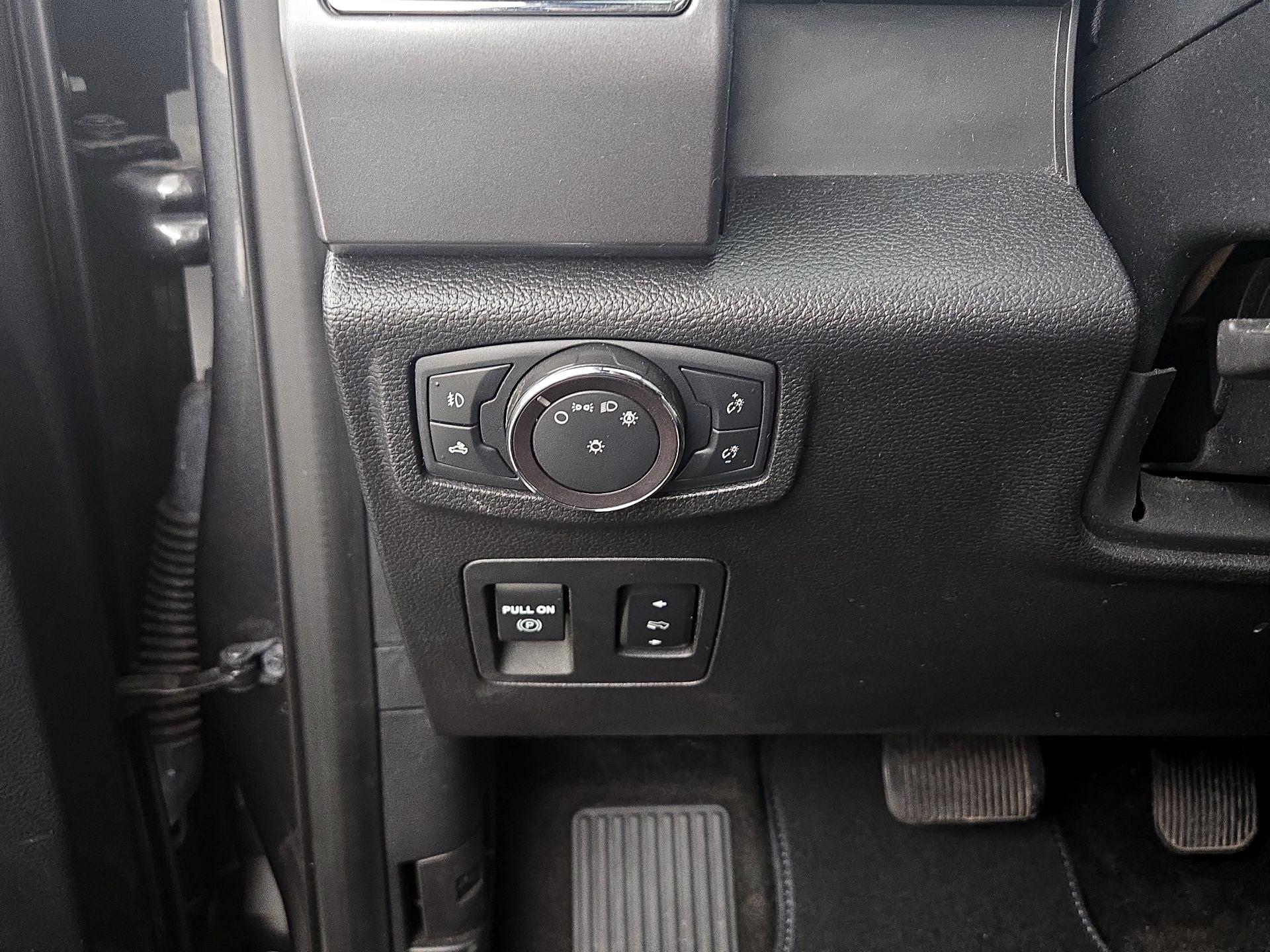 Thumbnail: 2019 Ford F-150 - 13