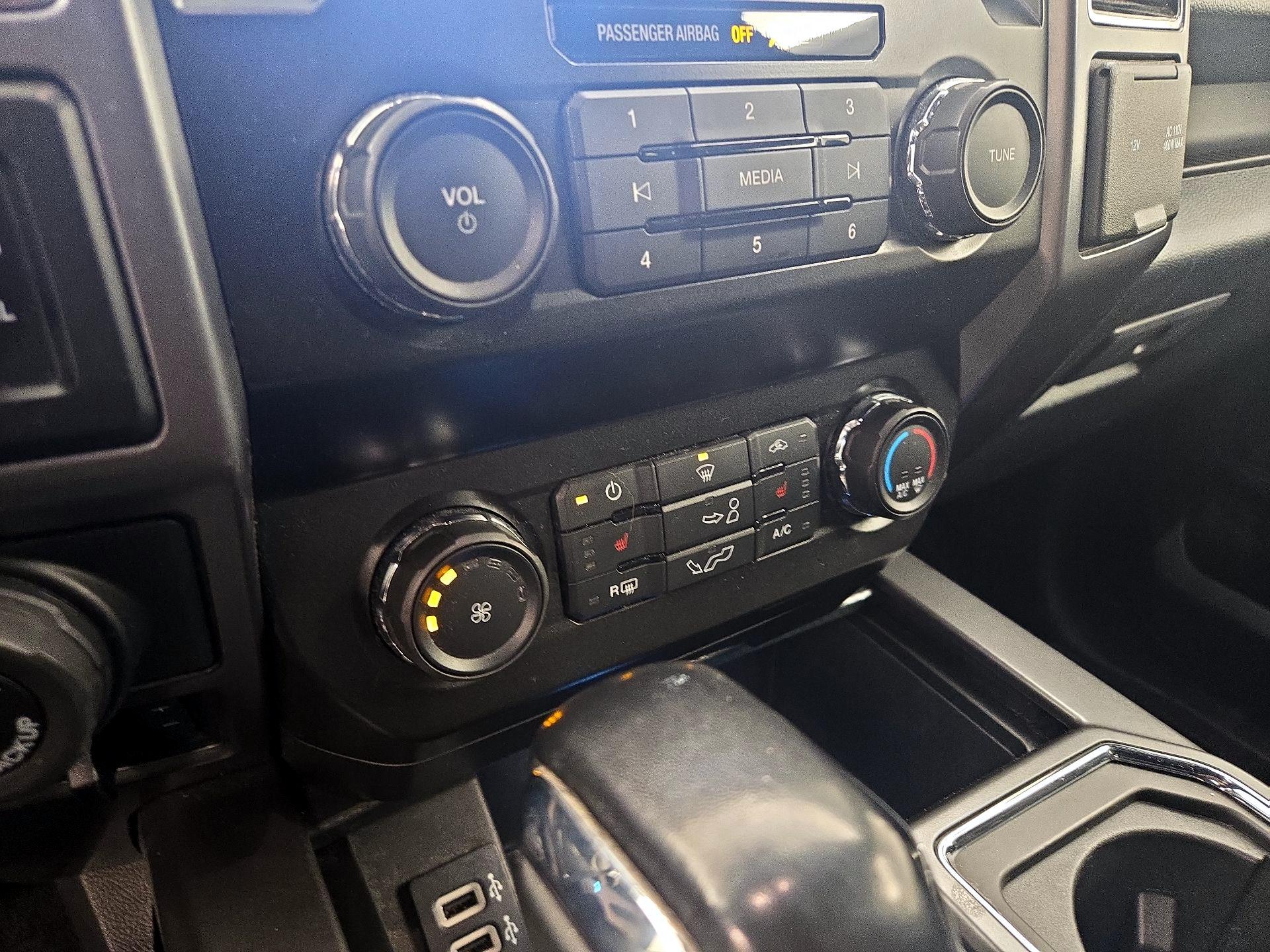 Thumbnail: 2019 Ford F-150 - 17