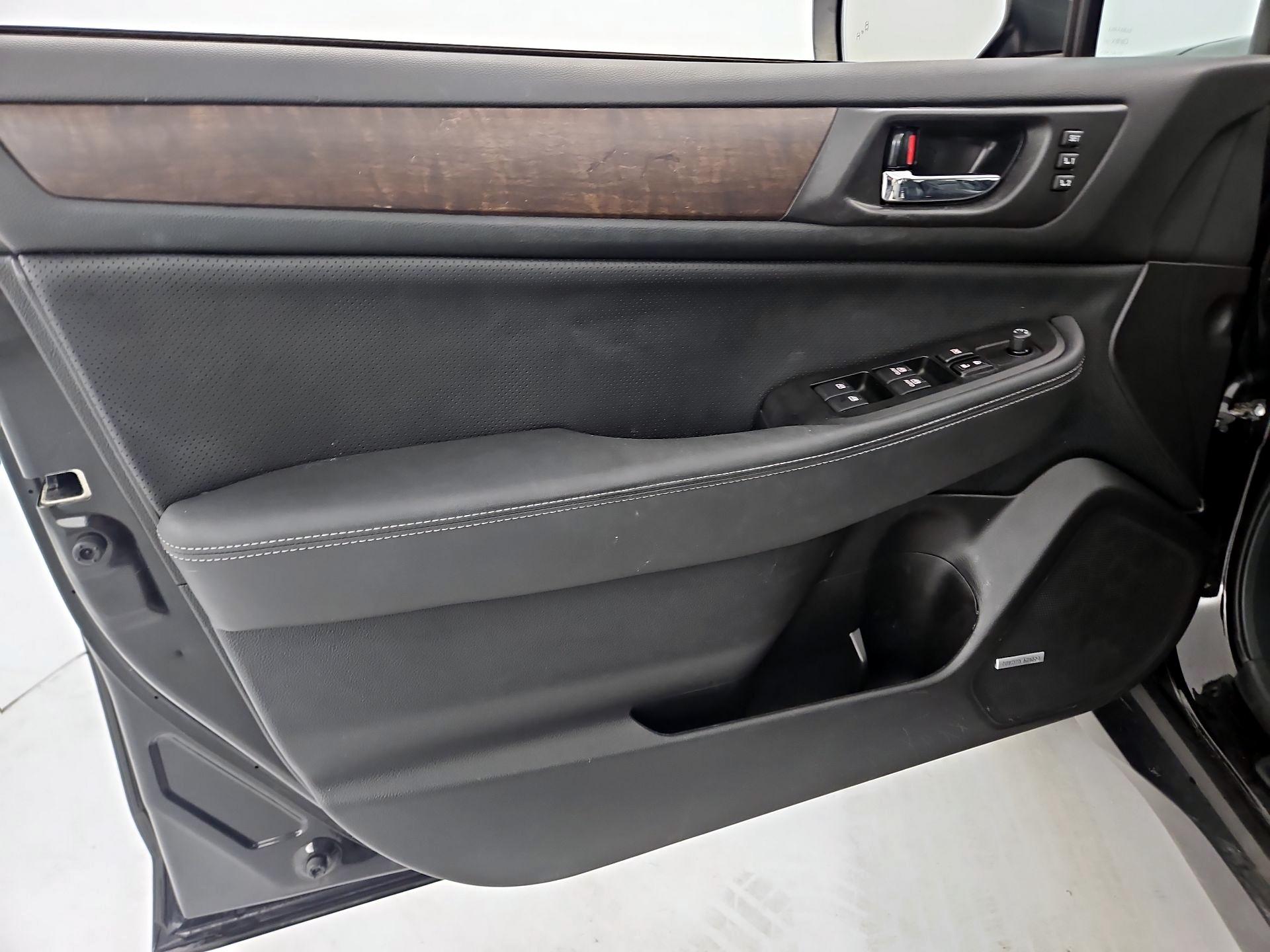 Thumbnail: 2017 Subaru Outback - 12