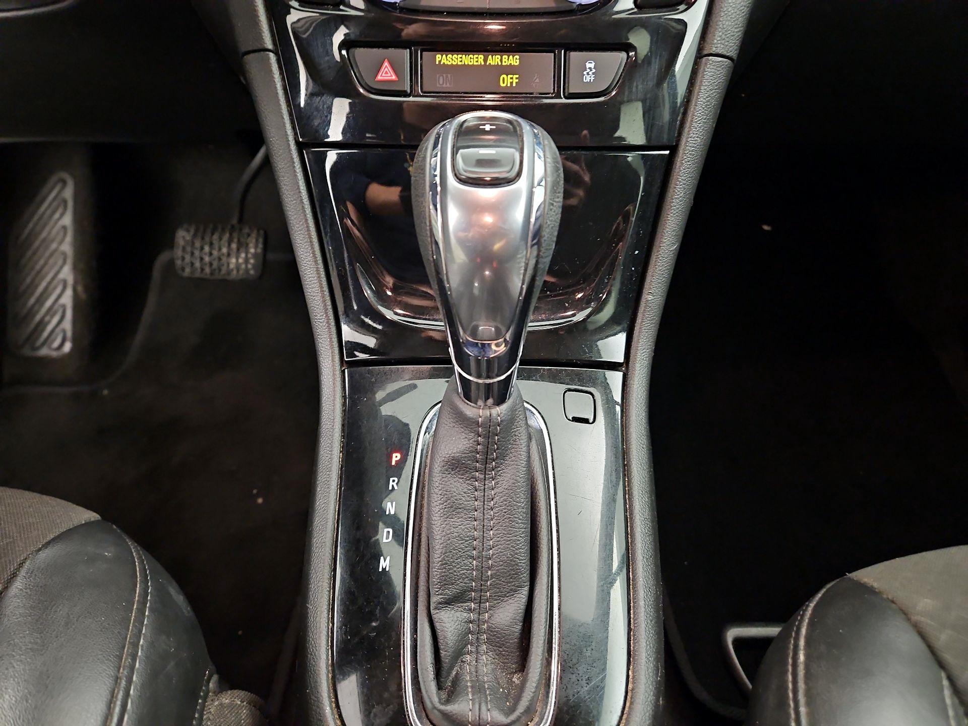 Thumbnail: 2021 Buick Encore - 17