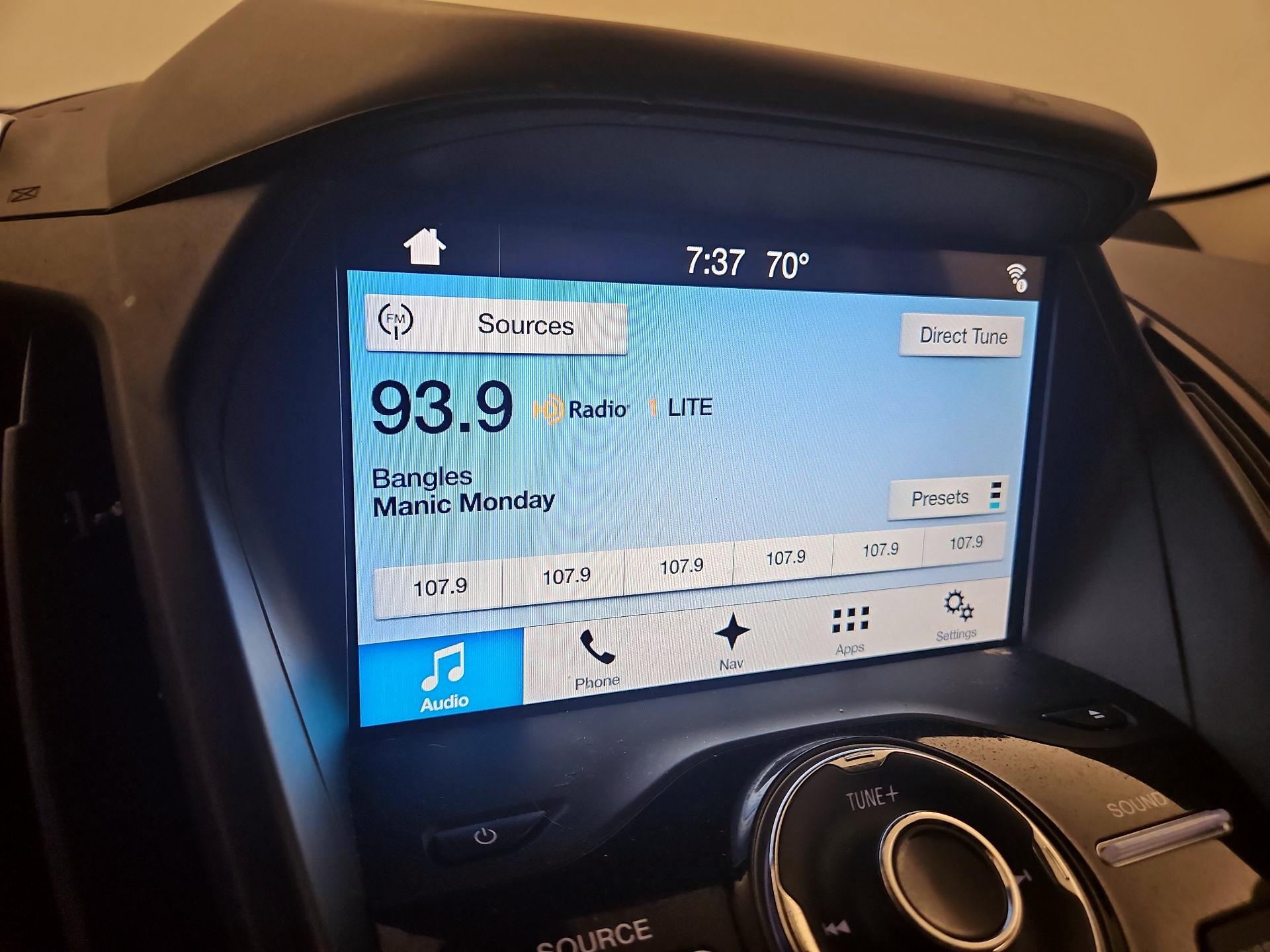 Thumbnail: 2017 Ford Escape - 16