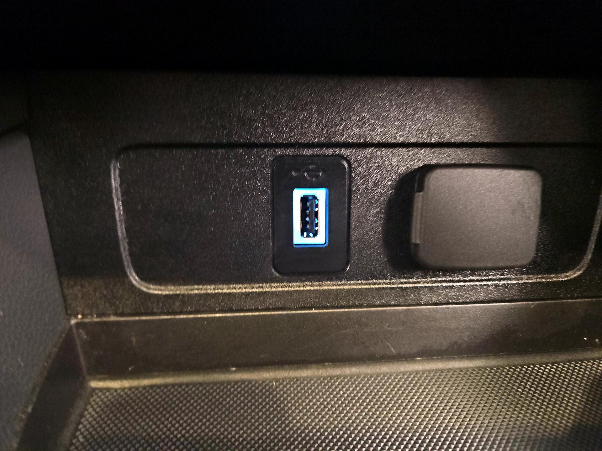 Thumbnail: 2017 Ford Escape - 19