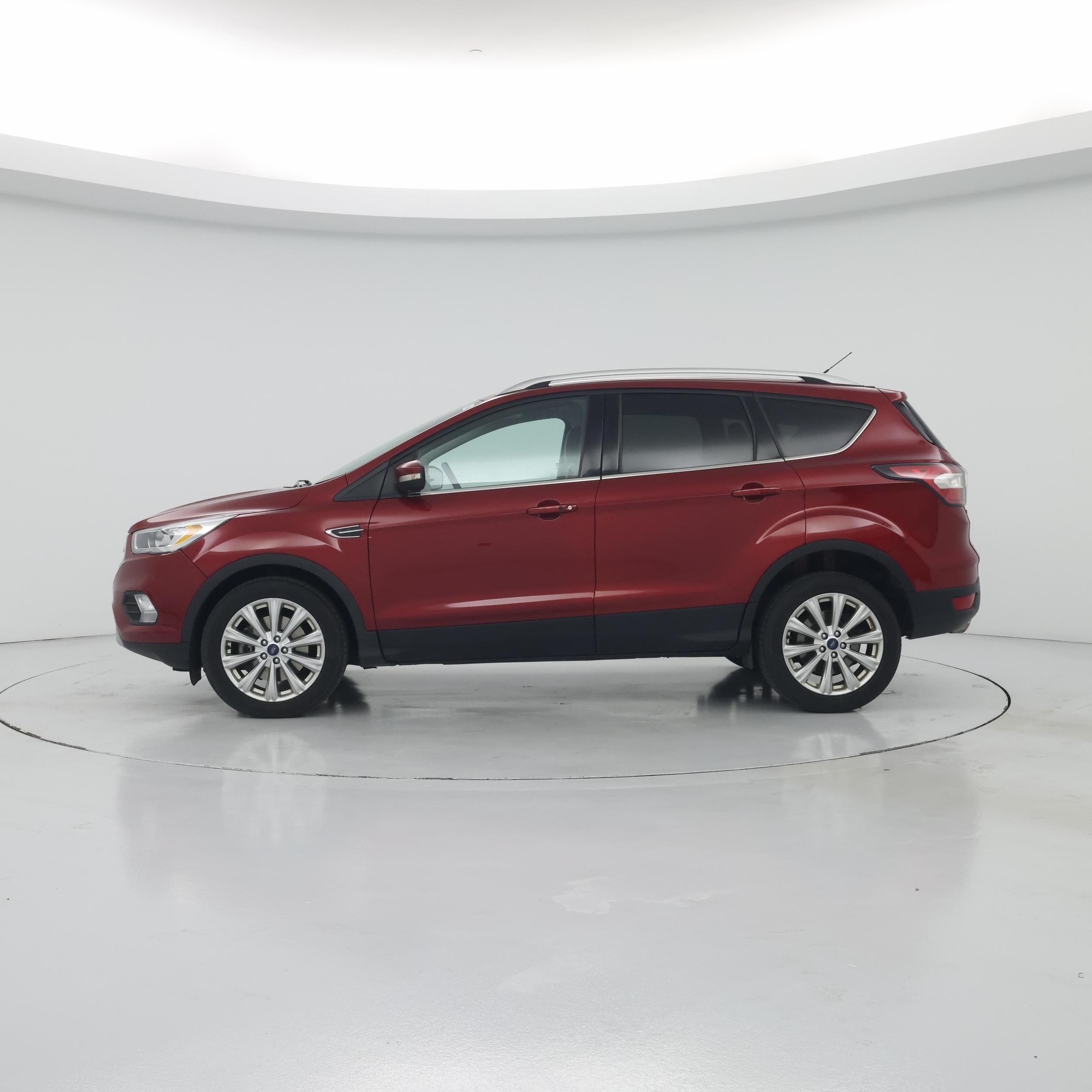 Thumbnail: 2017 Ford Escape - 3