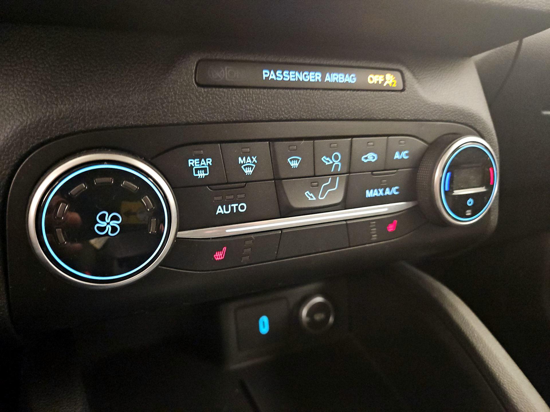 Thumbnail: 2020 Ford Escape - 17