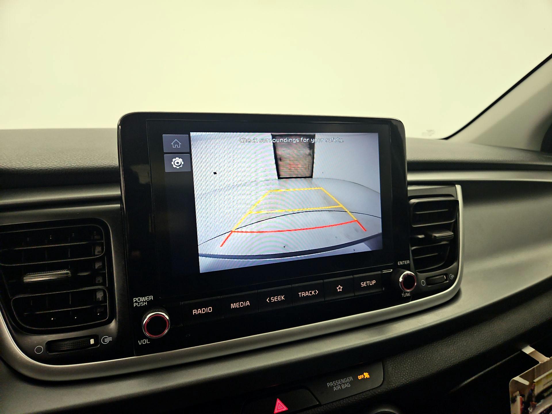 Thumbnail: 2023 Kia Rio - 14