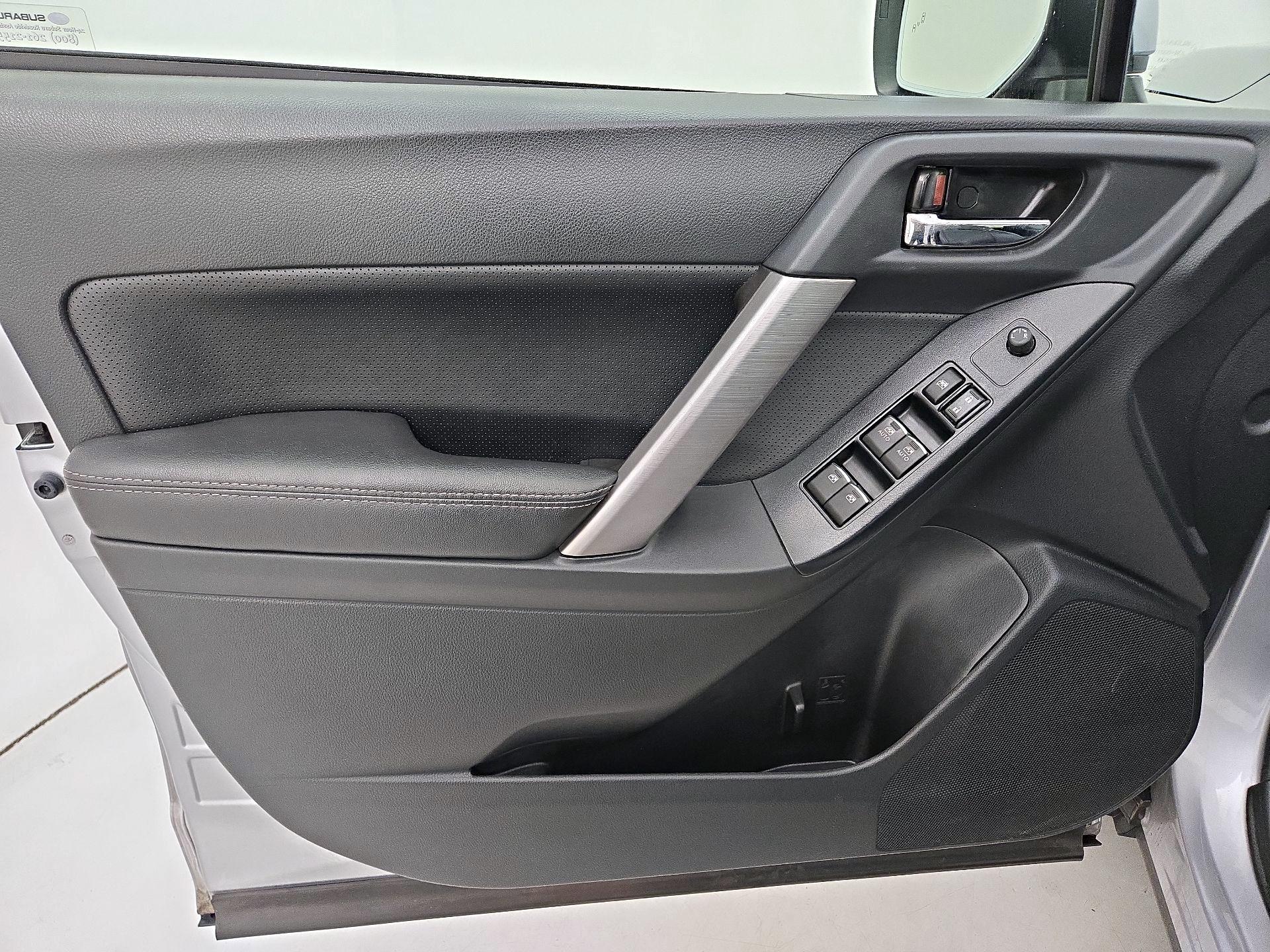 Thumbnail: 2017 Subaru Forester - 12