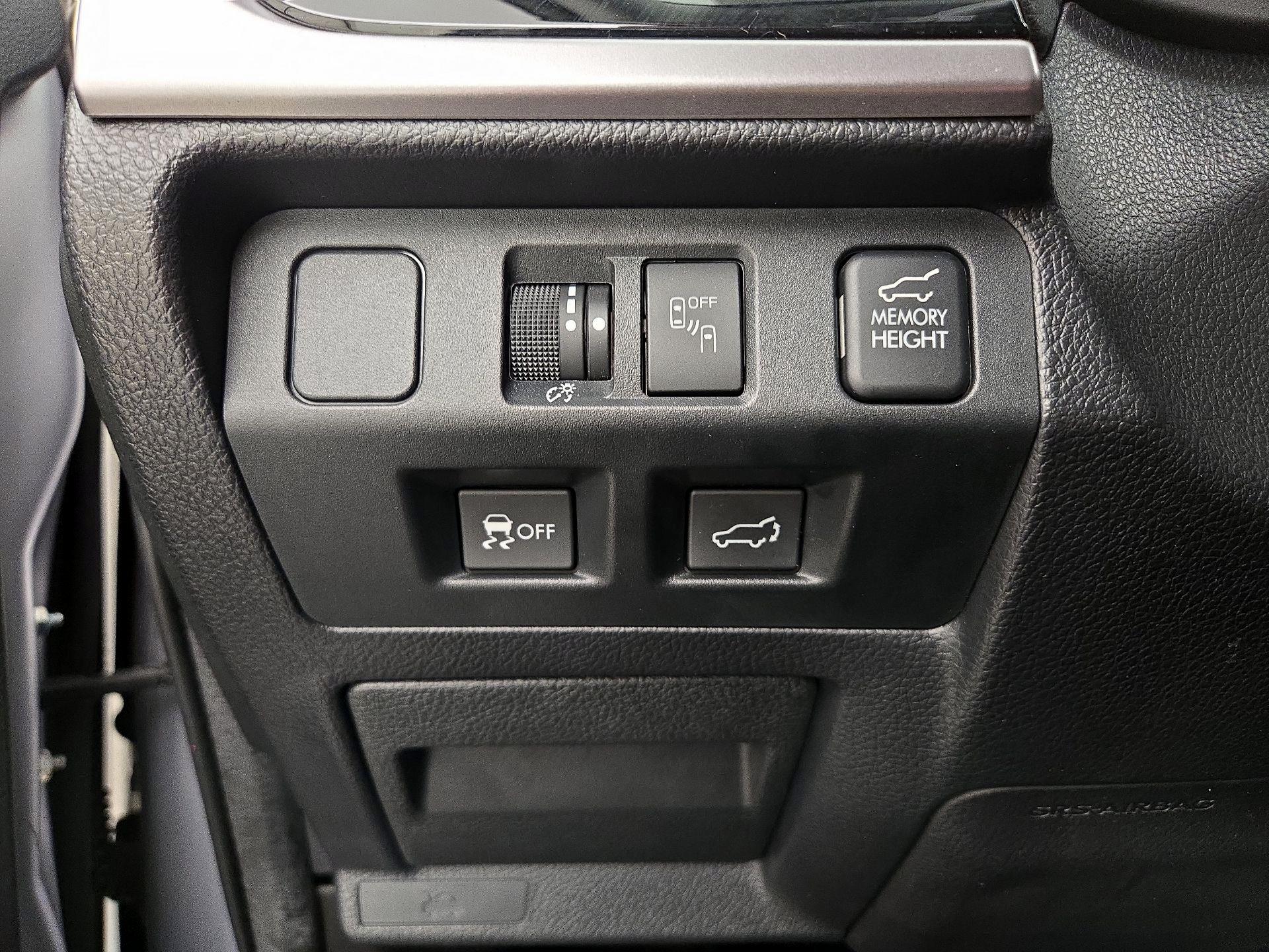 Thumbnail: 2017 Subaru Forester - 13