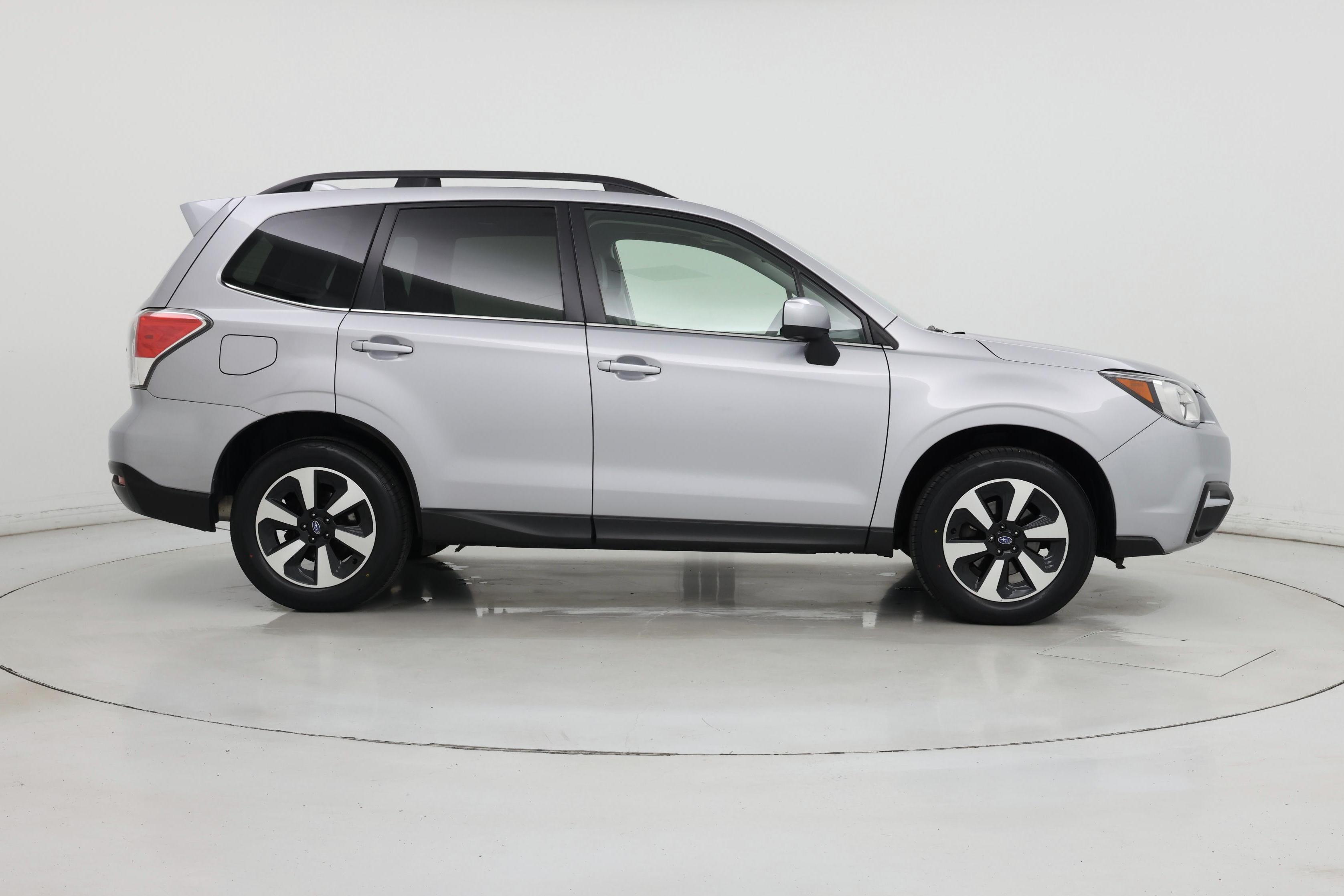 Thumbnail: 2017 Subaru Forester - 7