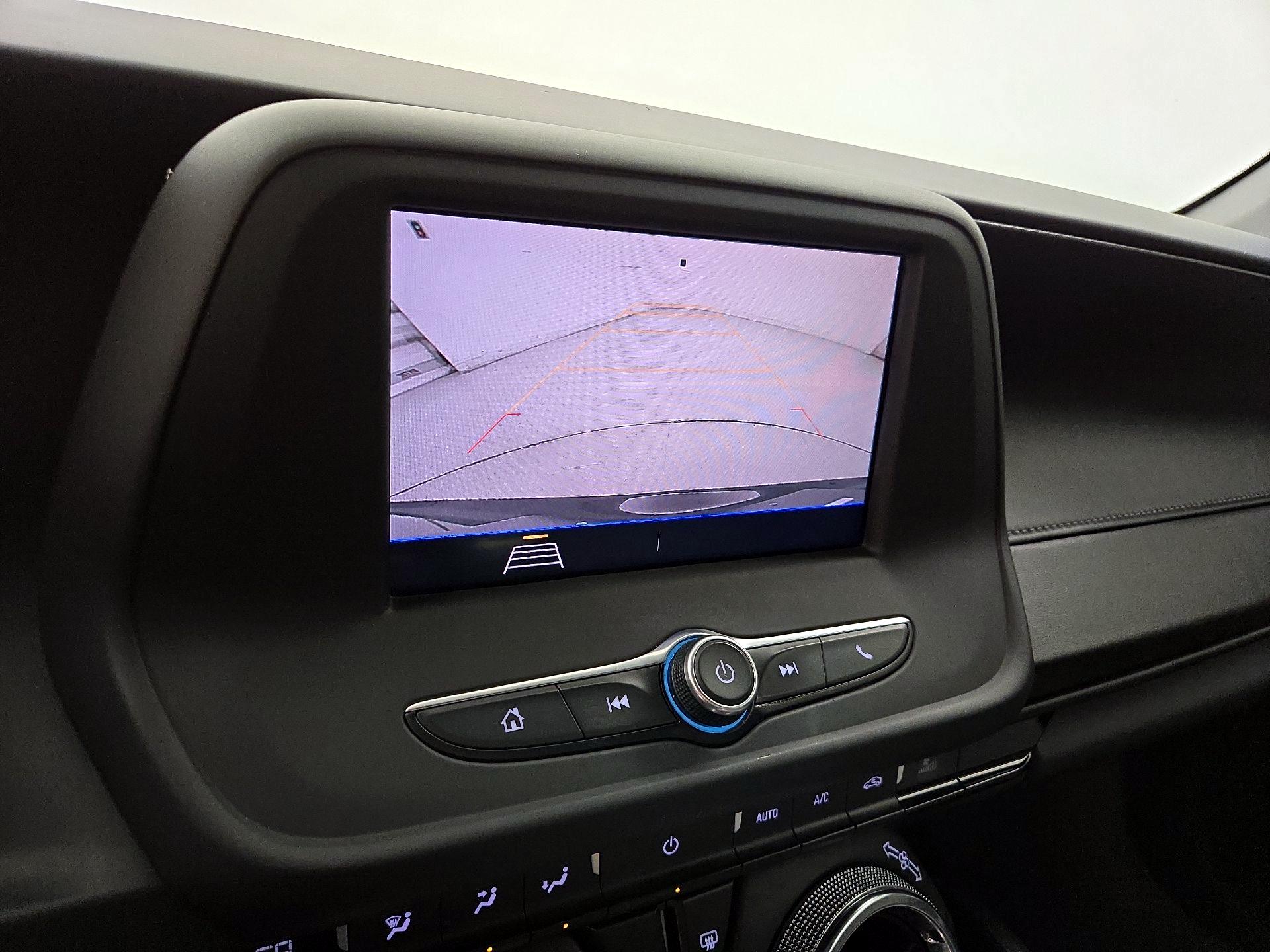 Thumbnail: 2020 Chevrolet Camaro - 14