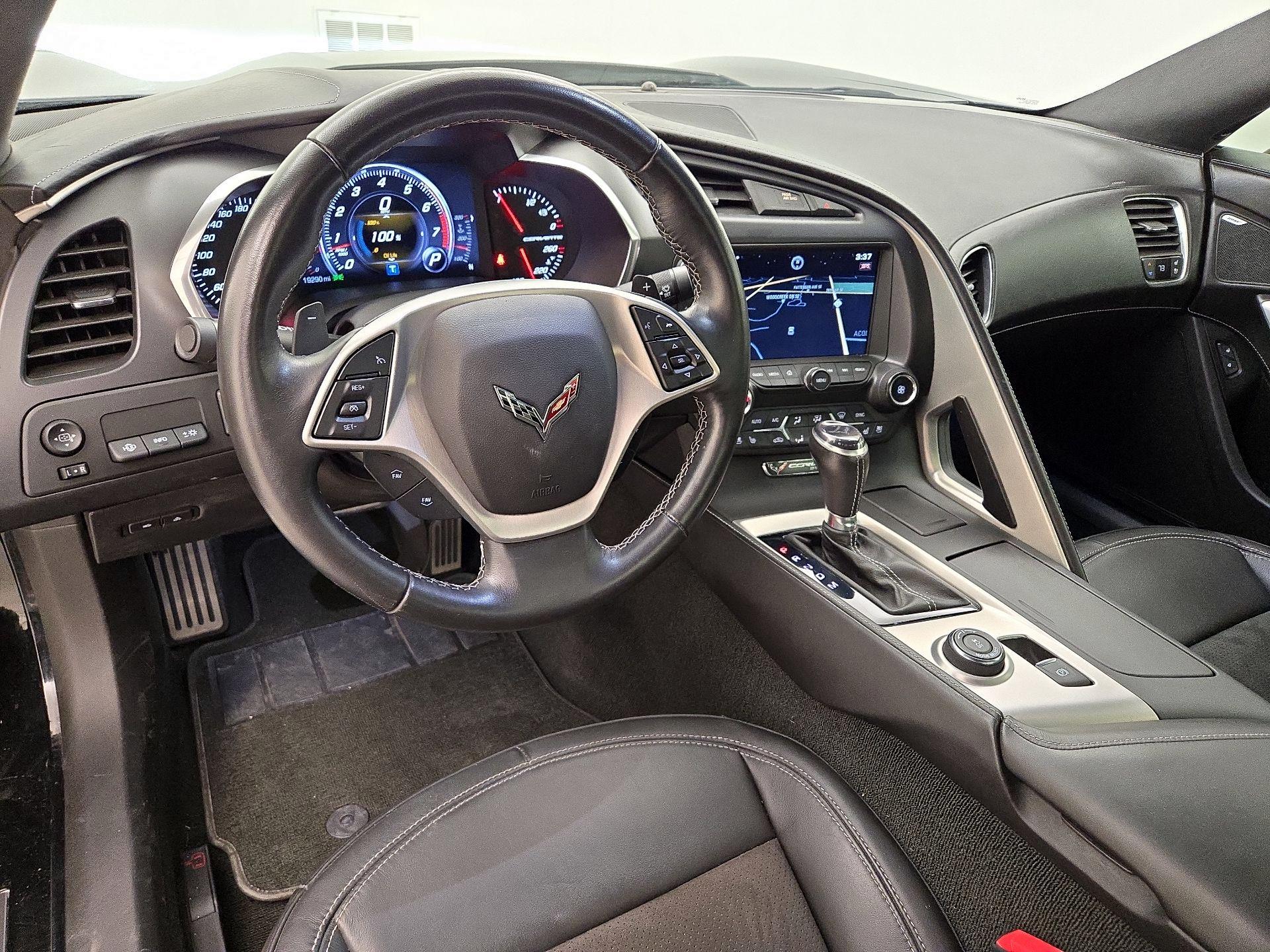 Thumbnail: 2015 Chevrolet Corvette - 9