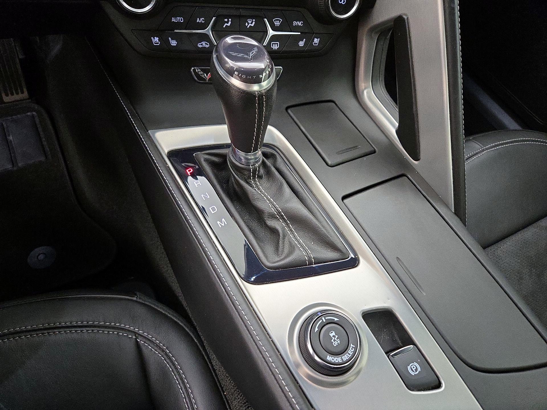 Thumbnail: 2015 Chevrolet Corvette - 18