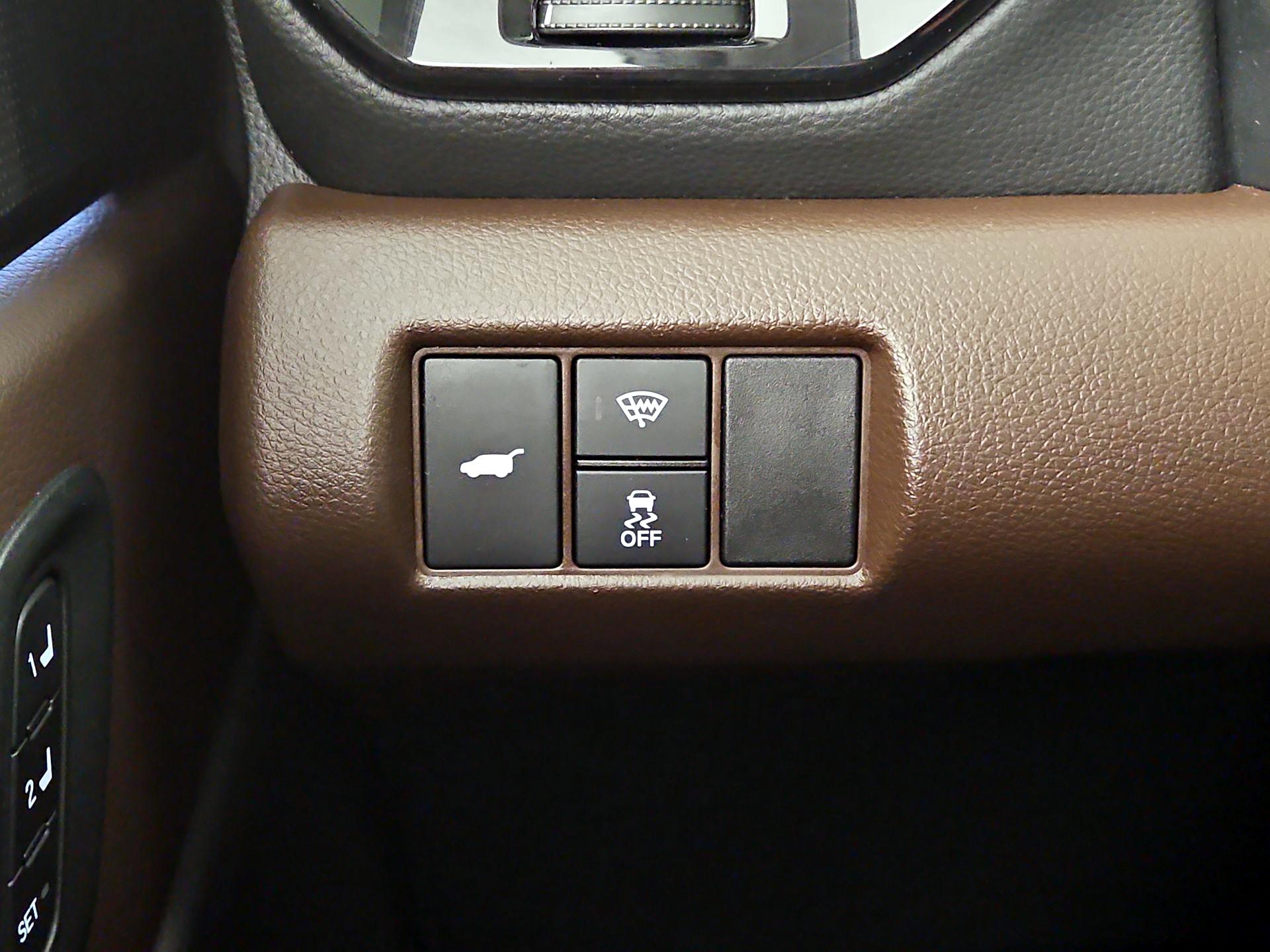 Thumbnail: 2023 Honda Pilot - 13
