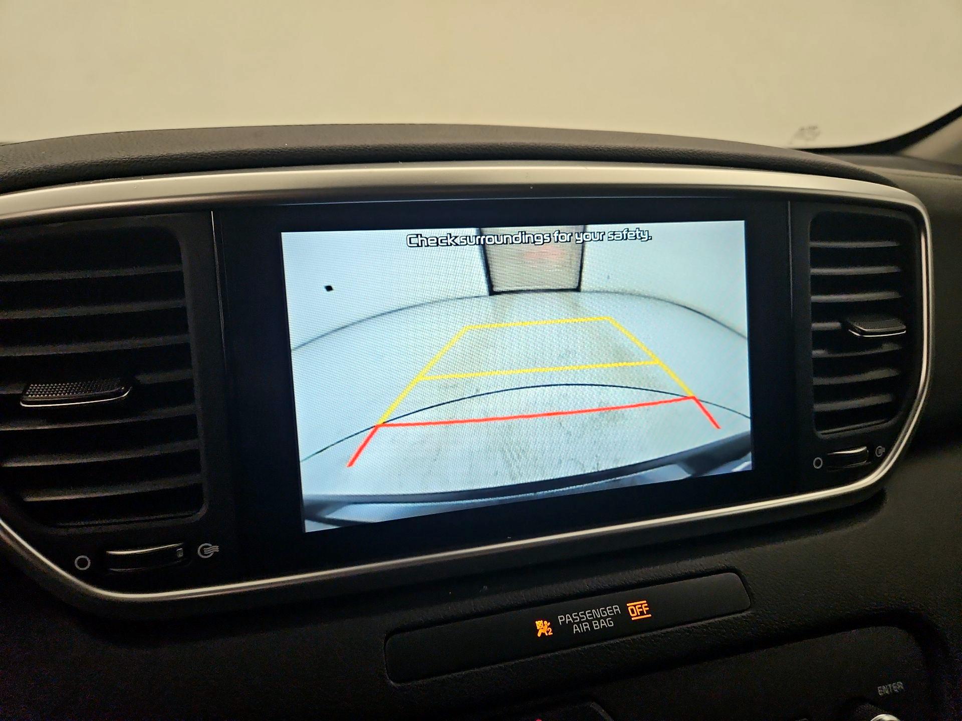 Thumbnail: 2022 Kia Sportage - 14