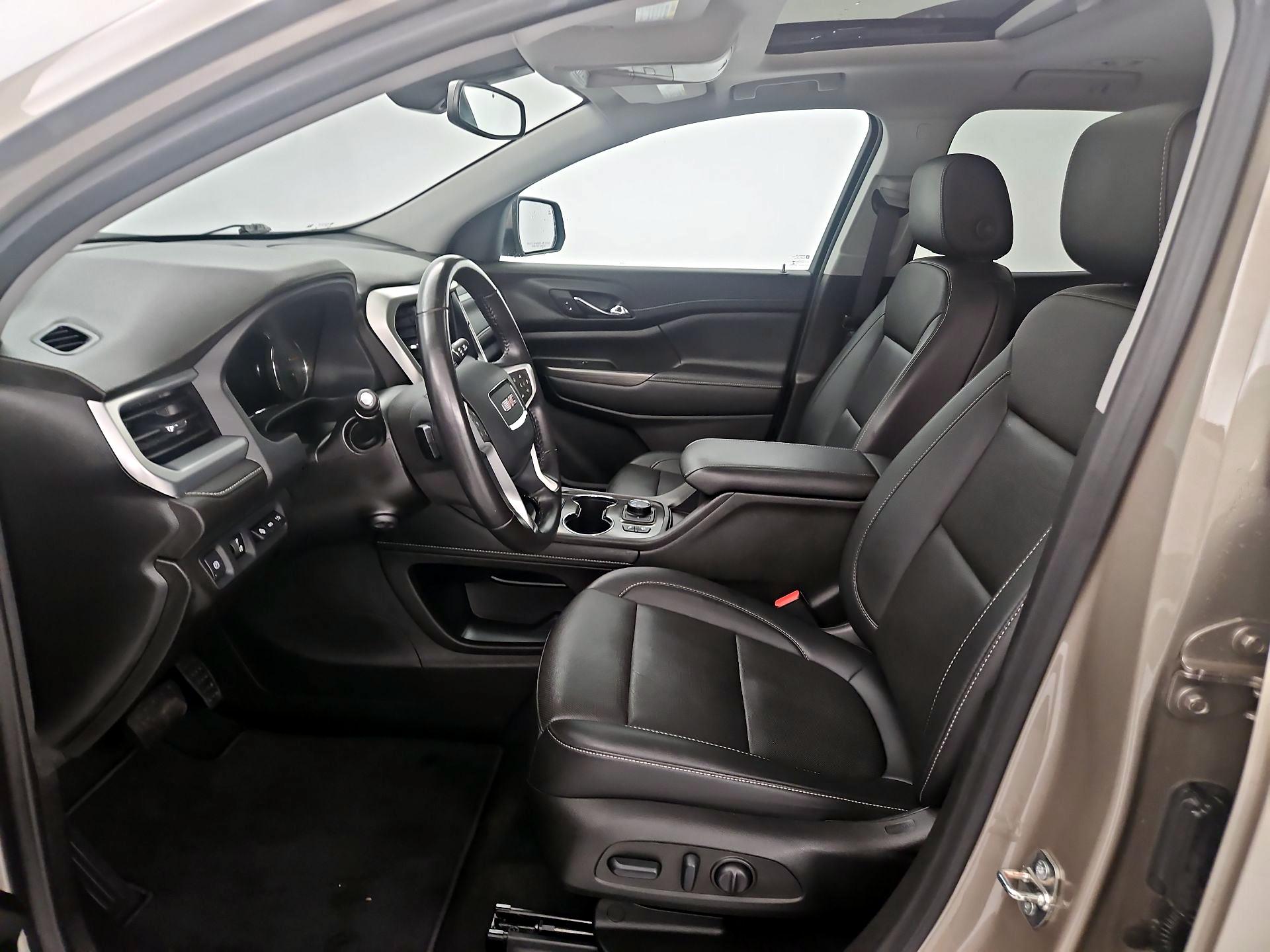Thumbnail: 2022 GMC Acadia - 11