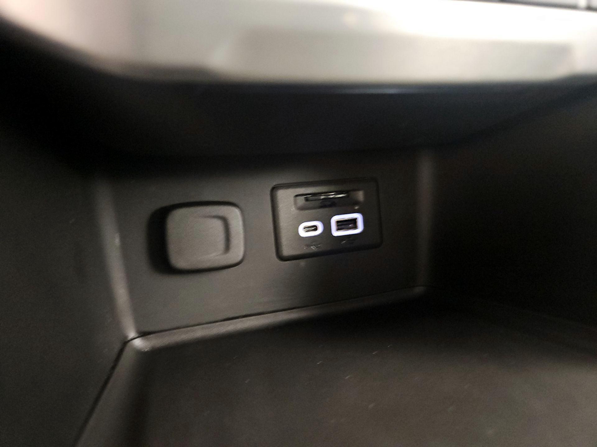 Thumbnail: 2022 GMC Acadia - 18