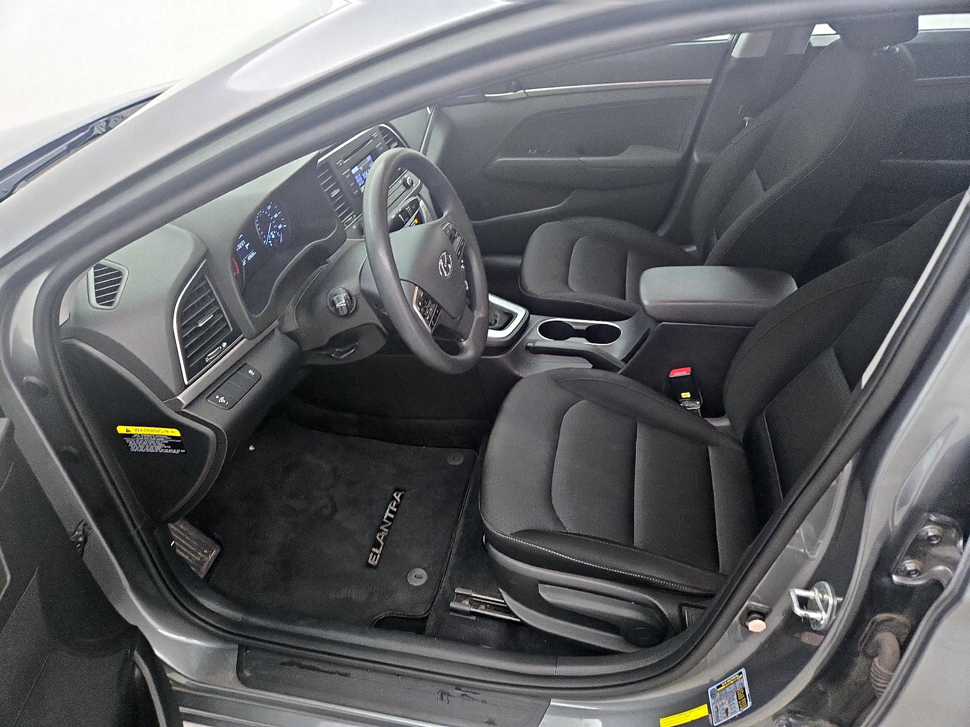 Thumbnail: 2018 Hyundai Elantra - 11