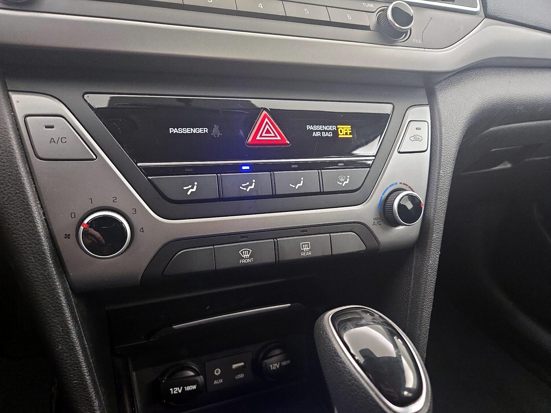 Thumbnail: 2018 Hyundai Elantra - 15