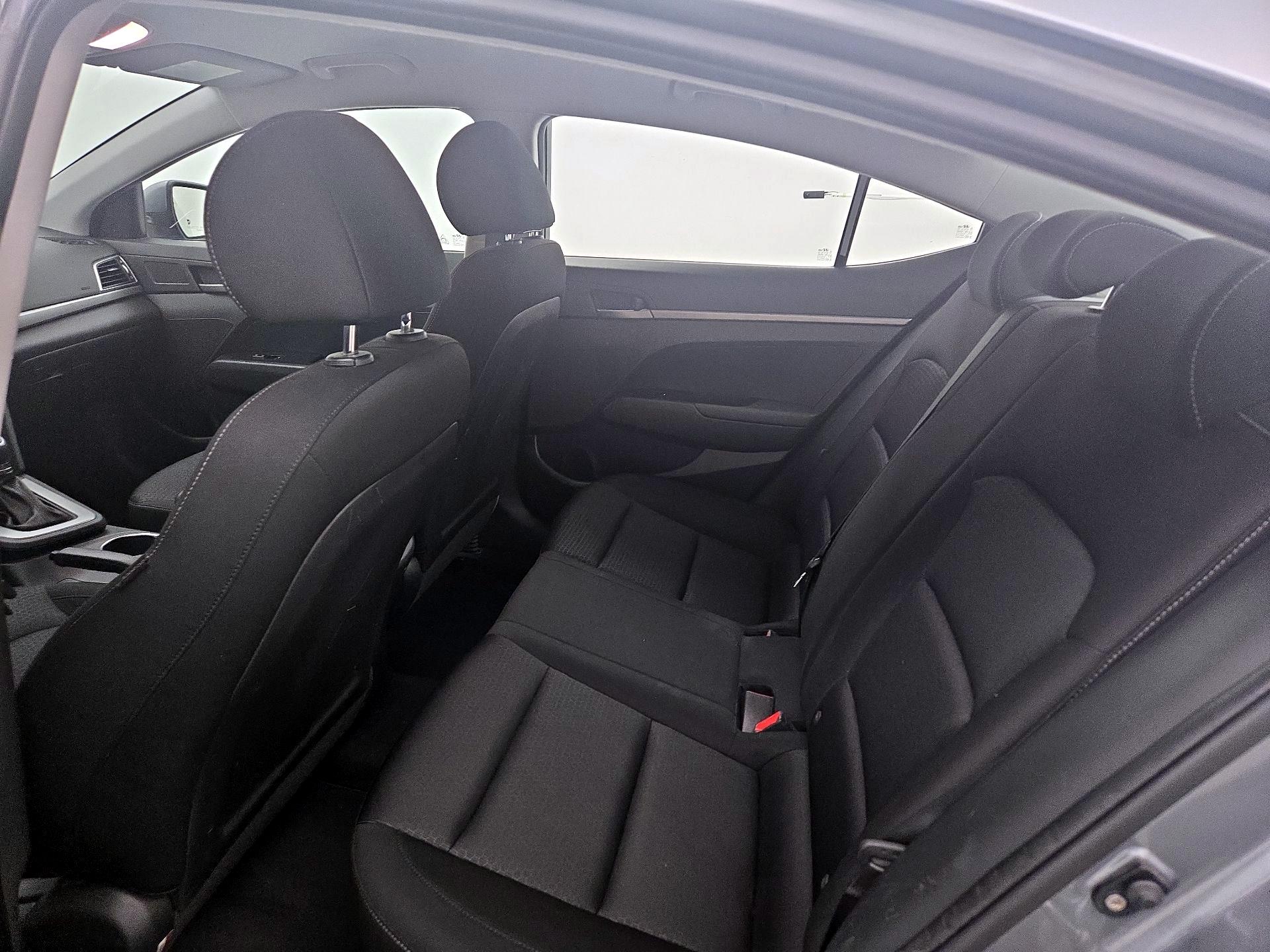 Thumbnail: 2018 Hyundai Elantra - 18