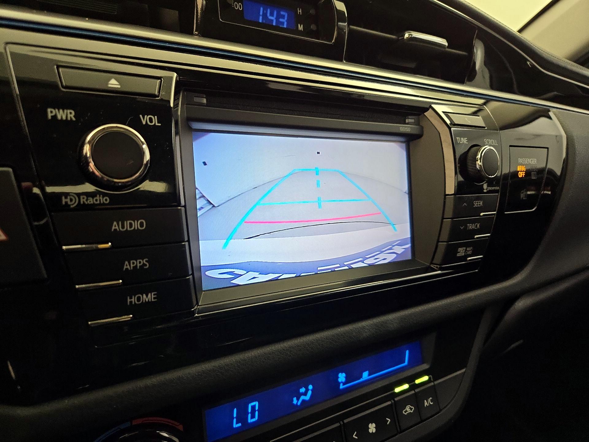 Thumbnail: 2015 Toyota Corolla - 14