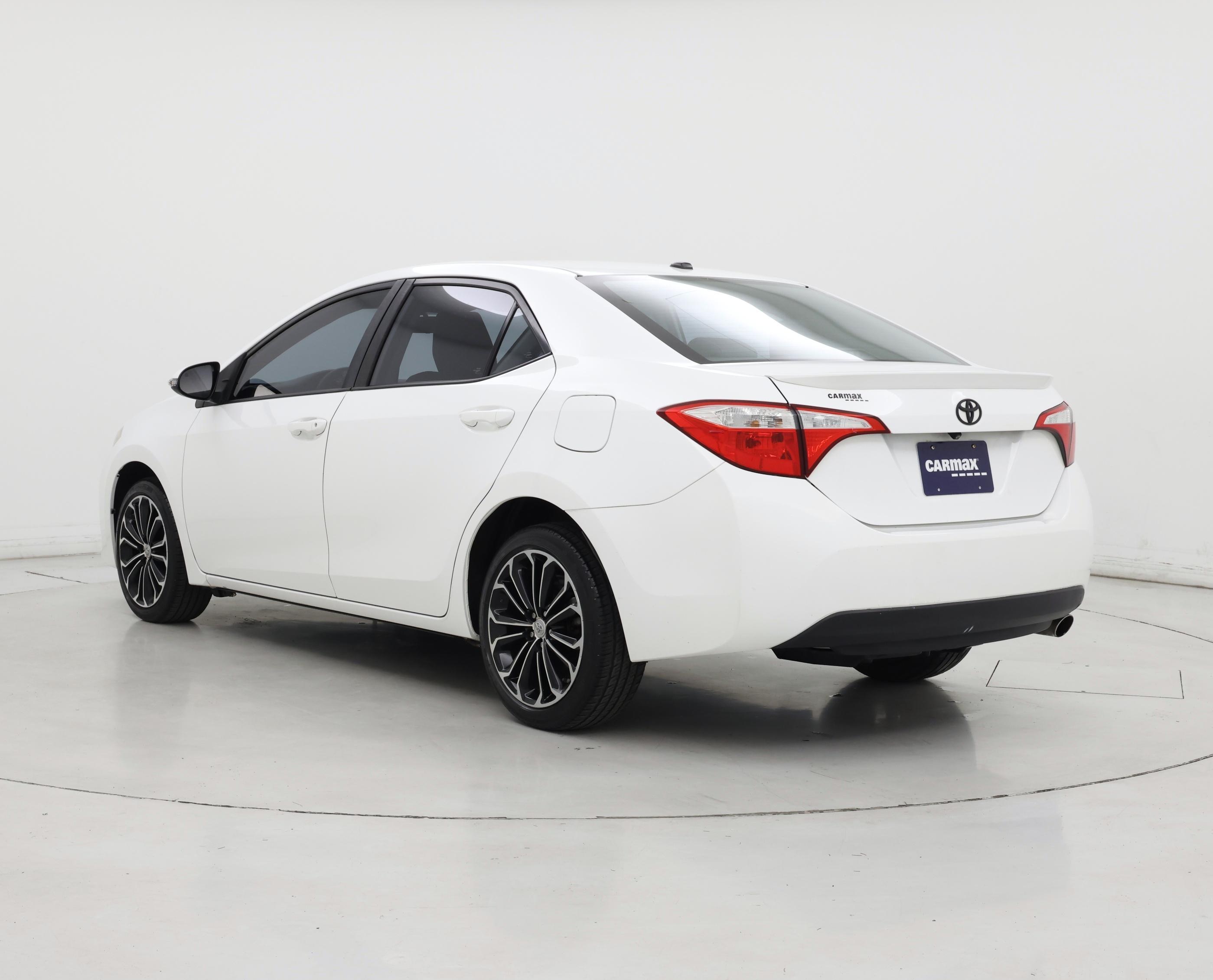 Thumbnail: 2015 Toyota Corolla - 2