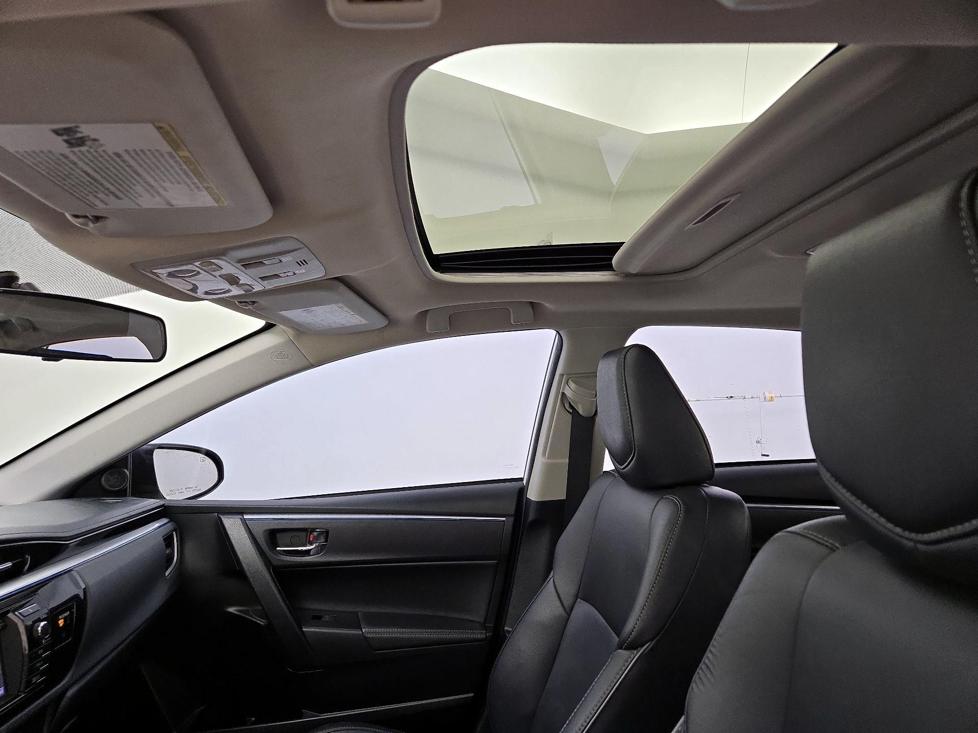 Thumbnail: 2015 Toyota Corolla - 19